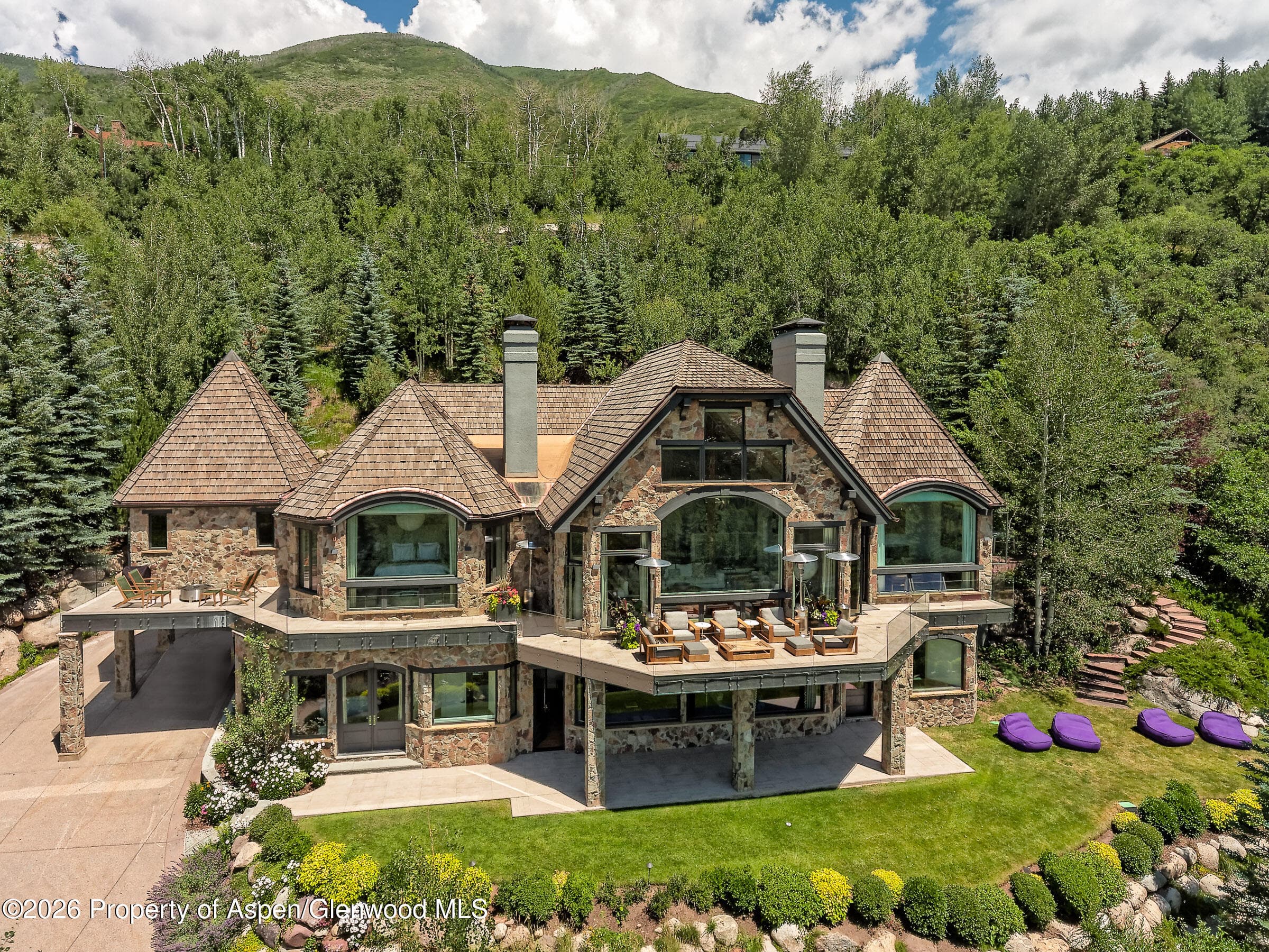 Property - Photo 2