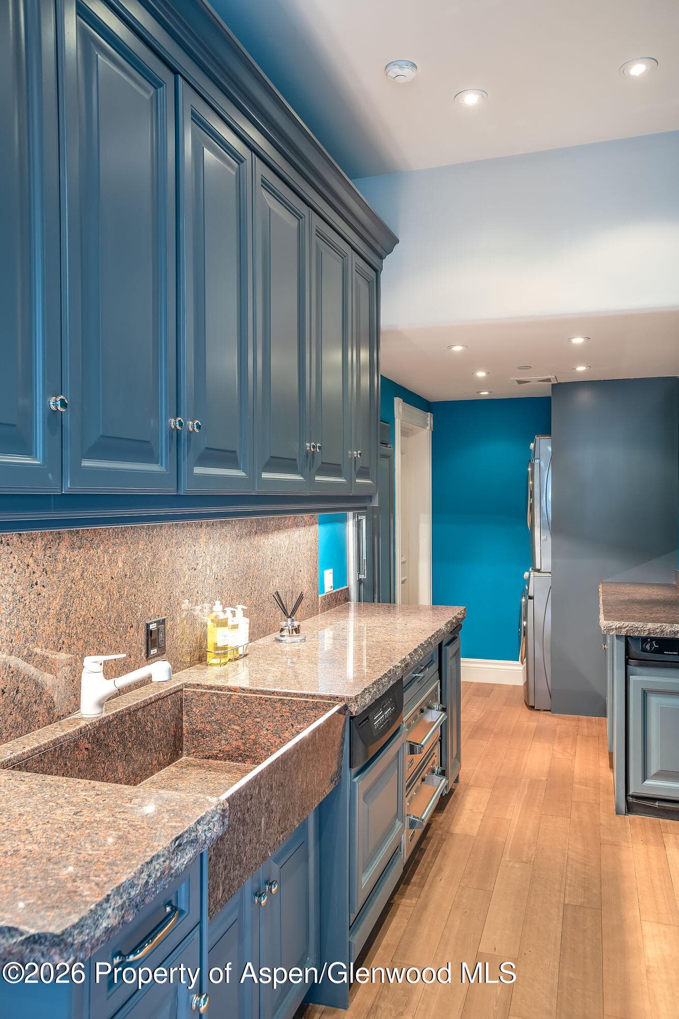 Property - Photo 23