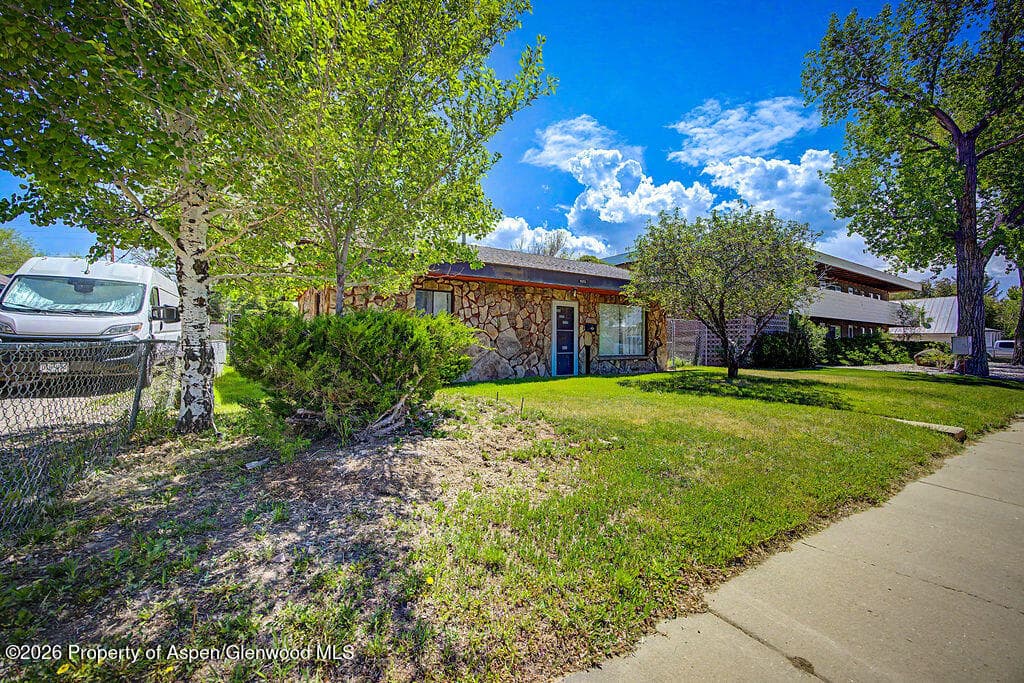 625 Russell Street, Craig, CO 81625 - Photo 5