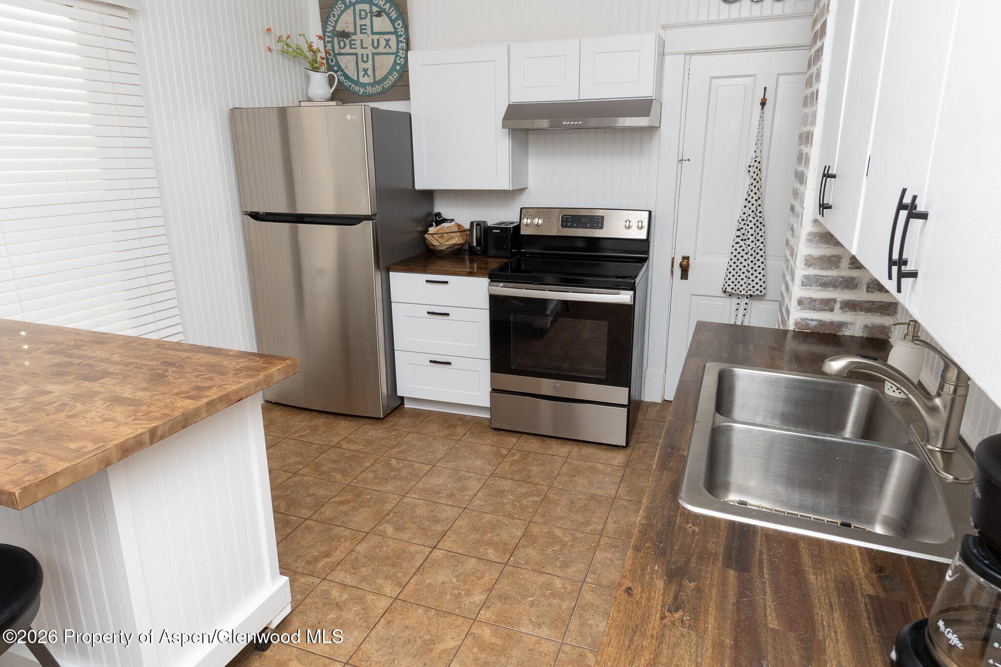 112 Main Street, Meeker, CO 81641 - Photo 5