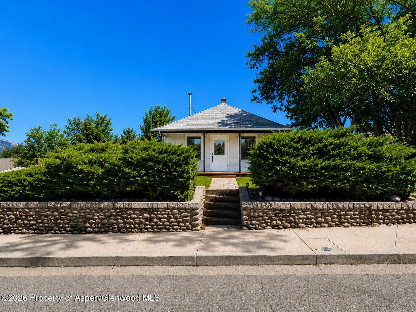 324 E 7th Street, Rifle, CO 81650 - Photo 11