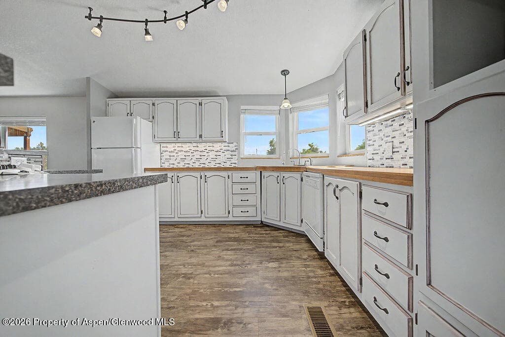 1240 5th Avenue South, Craig, CO 81625 - Photo 7