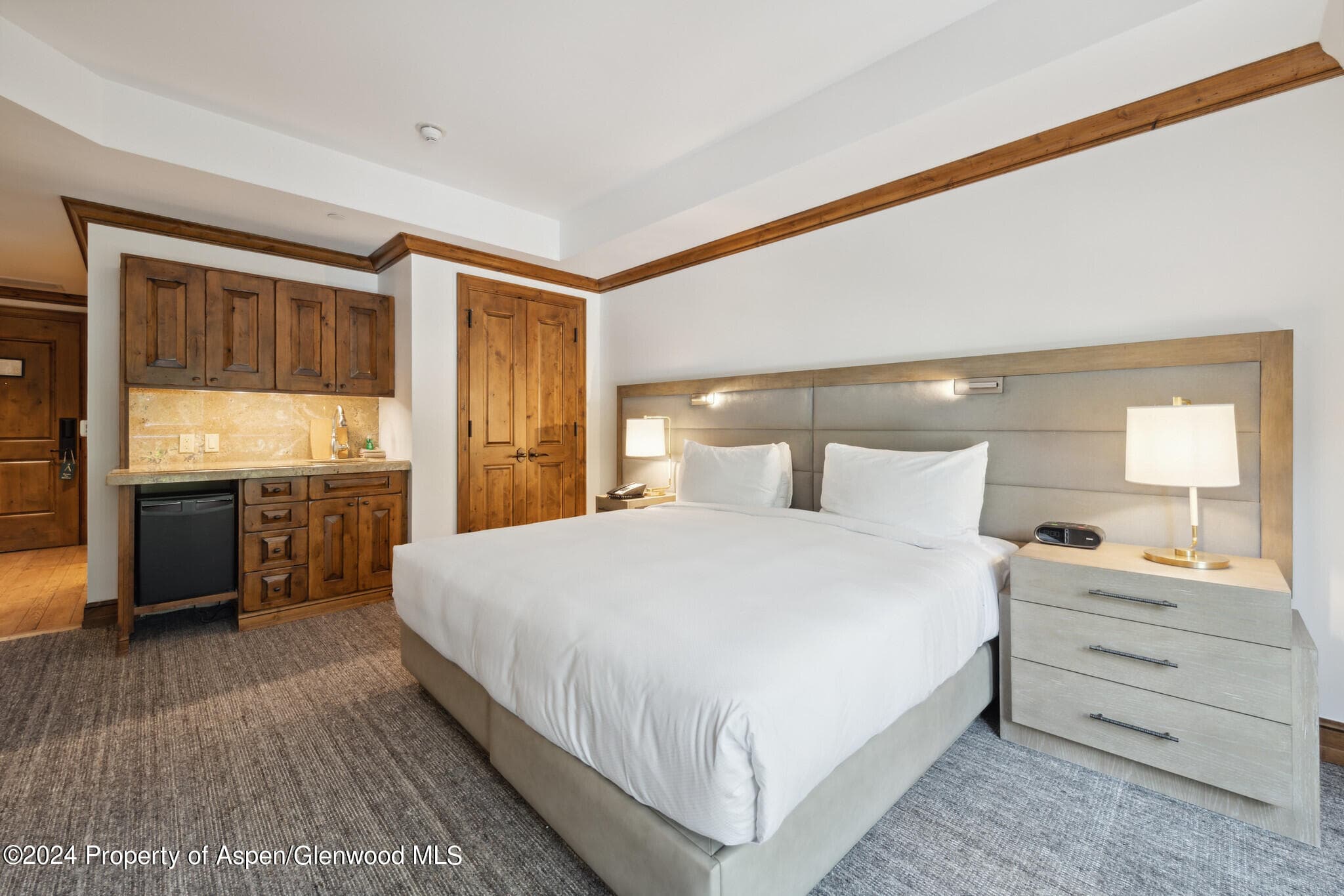 415 E Dean St., Unit 37, Week 6, Aspen, CO 81611 - Photo 17