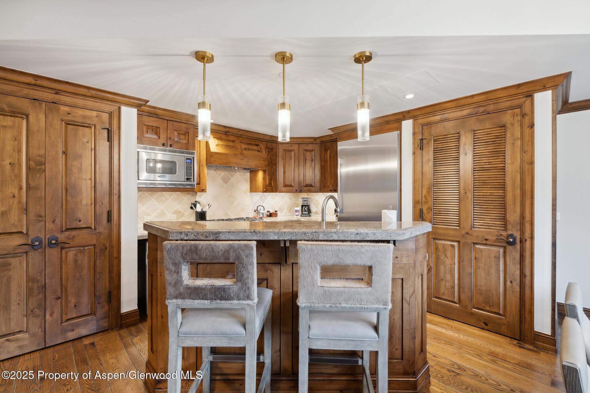 415 E Dean St., #25, Week 6, Aspen, CO 81611 - Photo 5