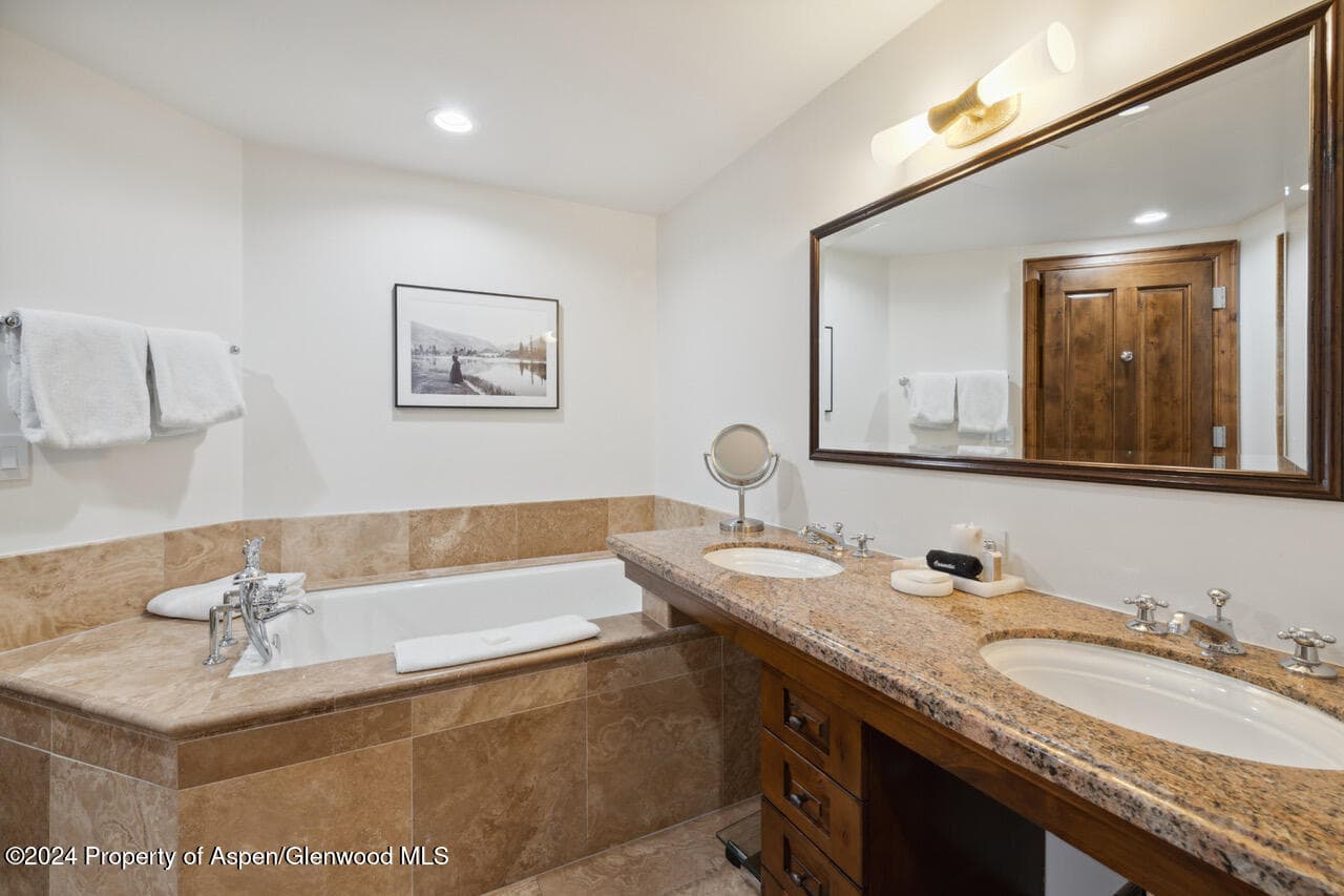 415 E Dean St., Unit 45, Weeks 51/52, Aspen, CO 81611 - Photo 32