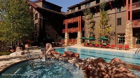 75 Prospector Road 8302-9, Aspen, CO 81611 - Photo 24