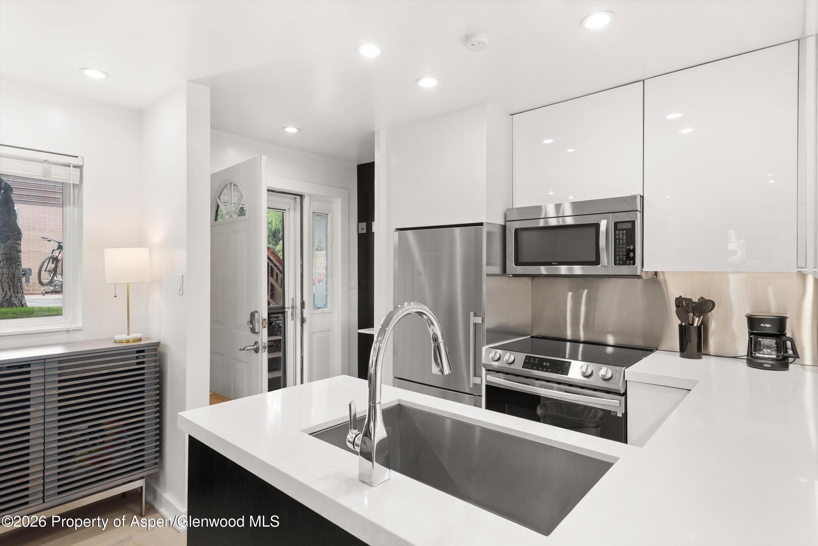 805 E Cooper Avenue 2, Aspen, CO 81611 - Photo 5