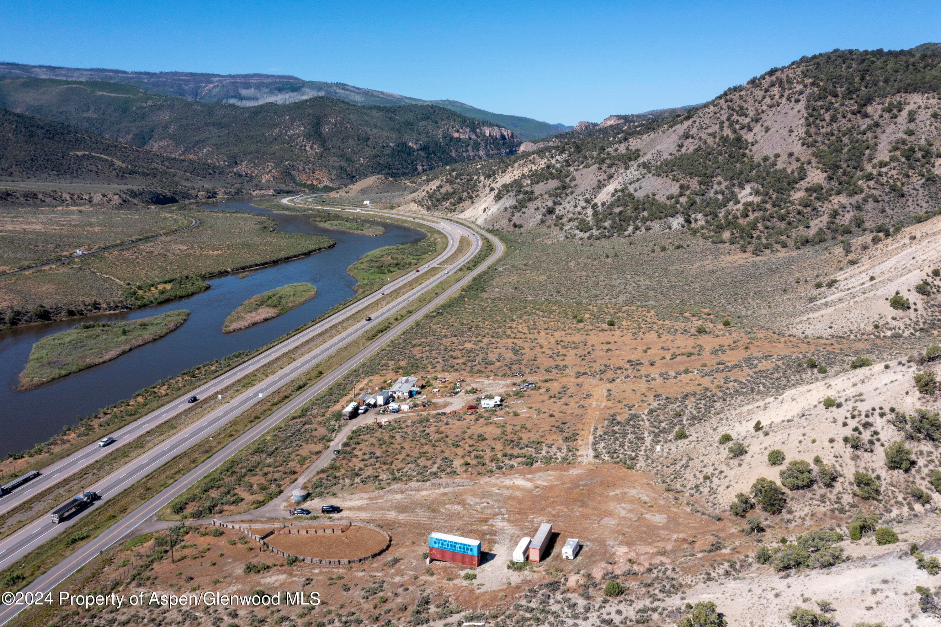 1405 Hwy 6, Gypsum, CO 81637 - Photo 11
