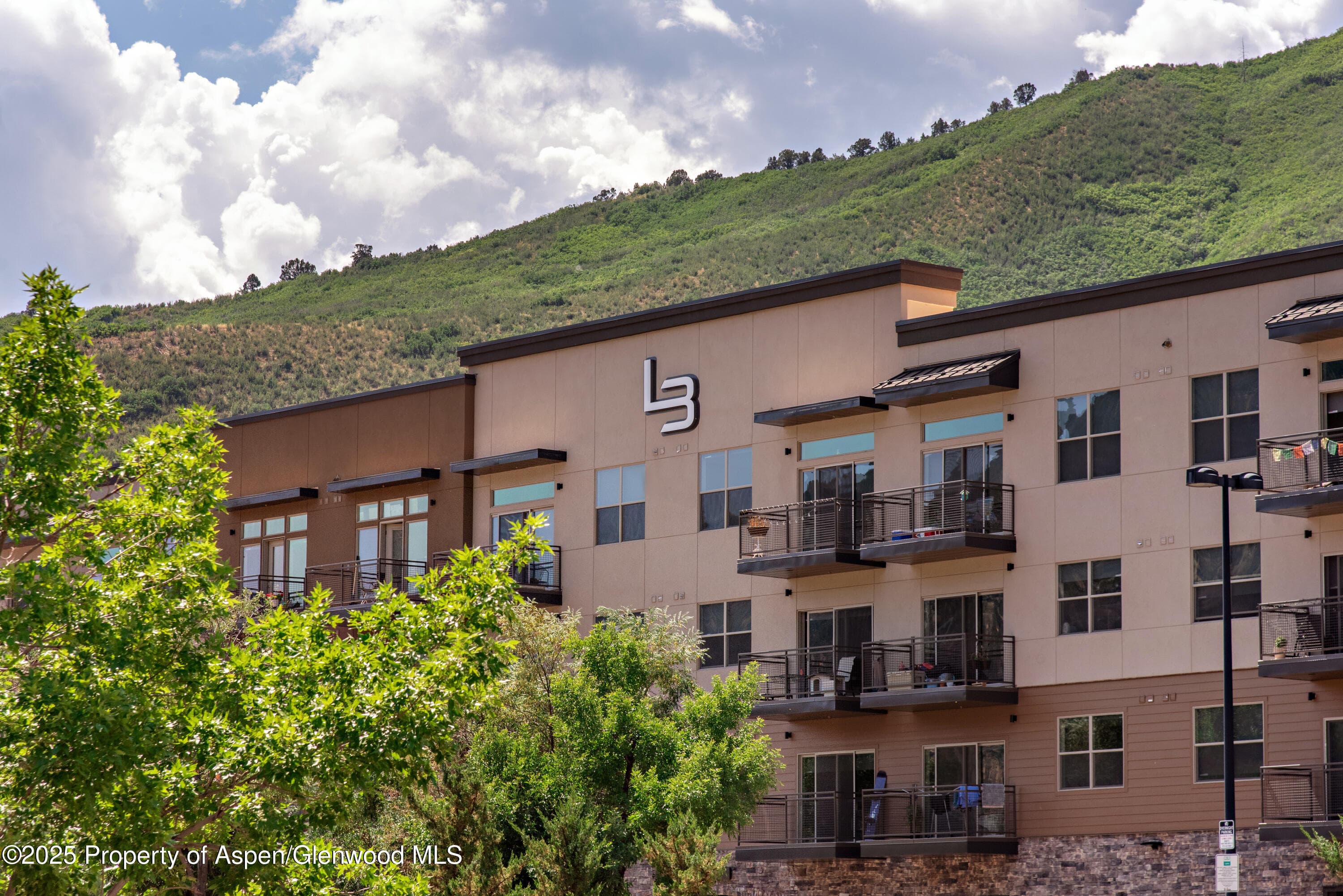 253 Wulfsohn Road 211, Glenwood Springs, CO 81601 - Photo 5