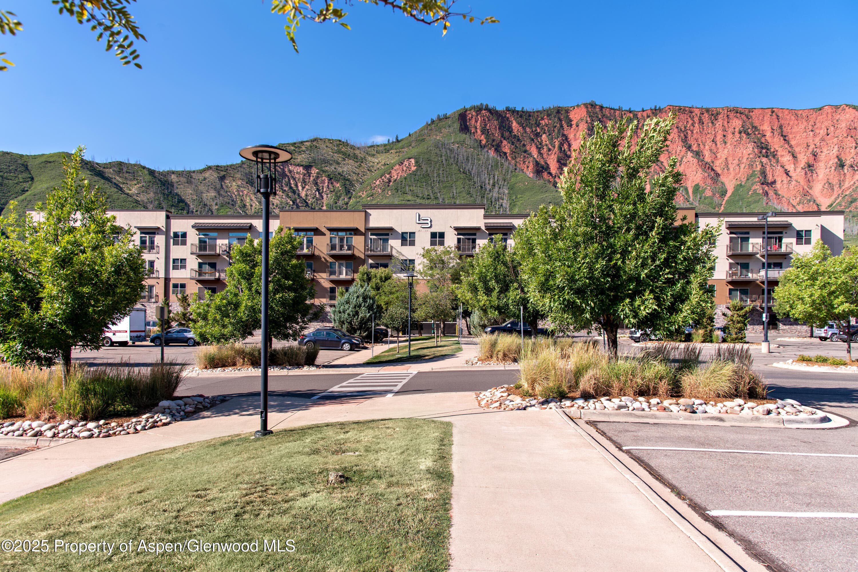 253 Wulfsohn Road 211, Glenwood Springs, CO 81601 - Photo 8
