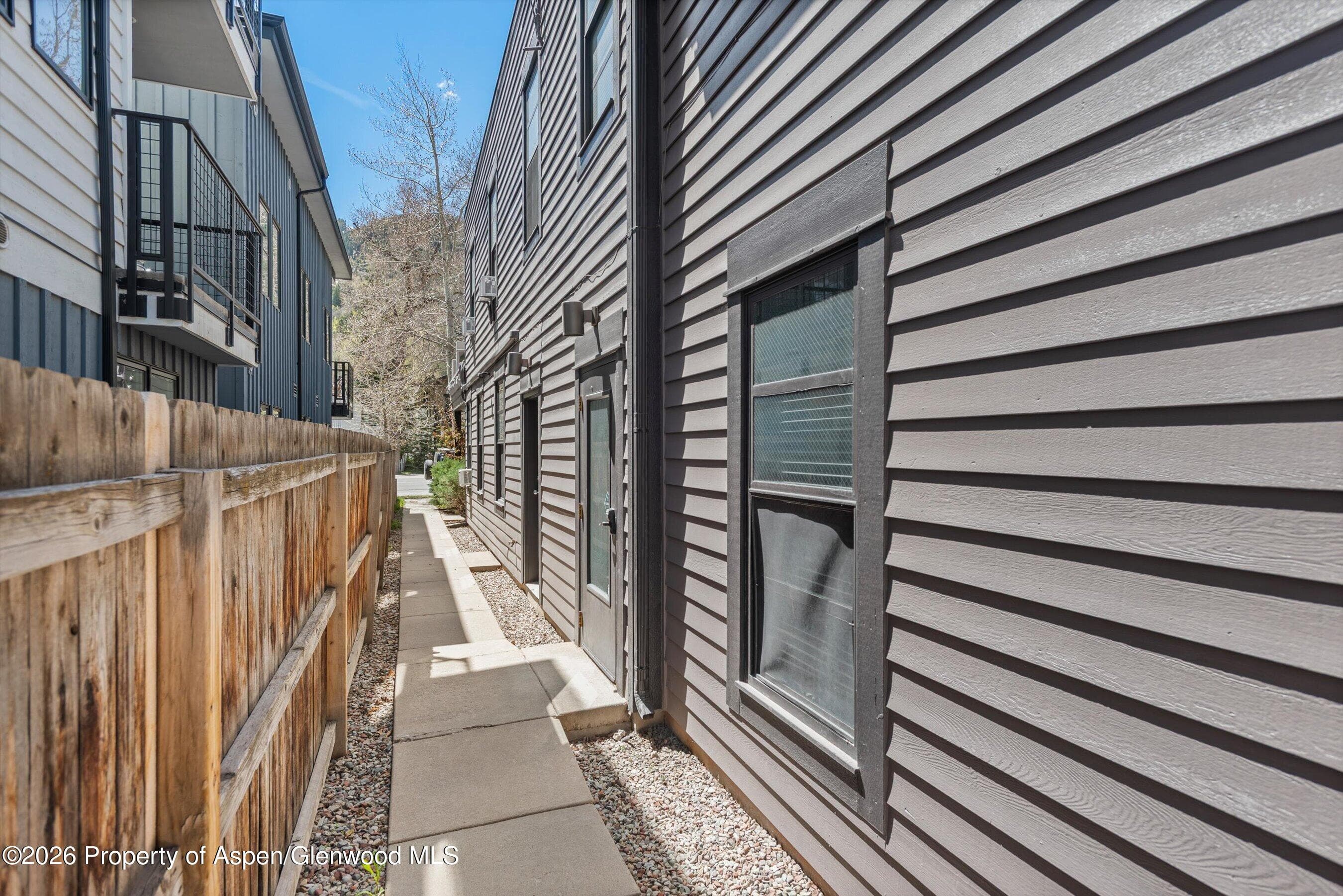 220 W Main Street 201, Aspen, CO 81611 - Photo 13