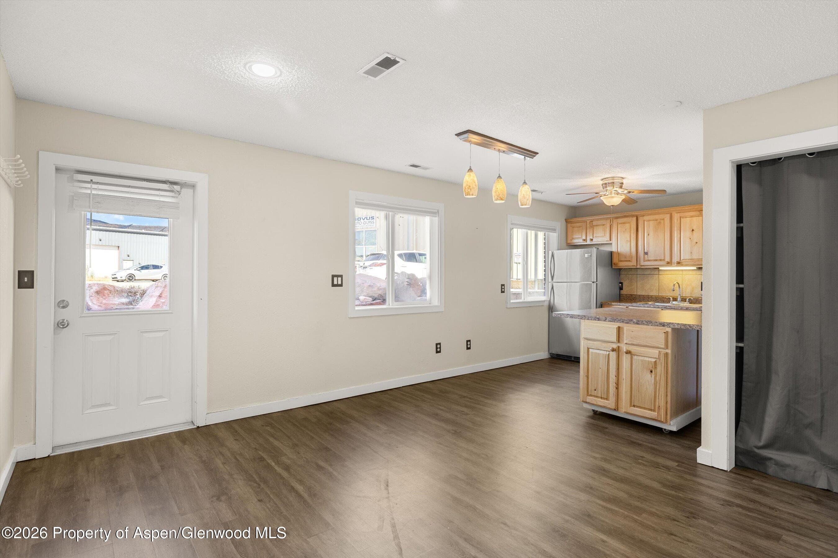 1101 Village Road Ll3b, Carbondale, CO 81623 - Photo 6