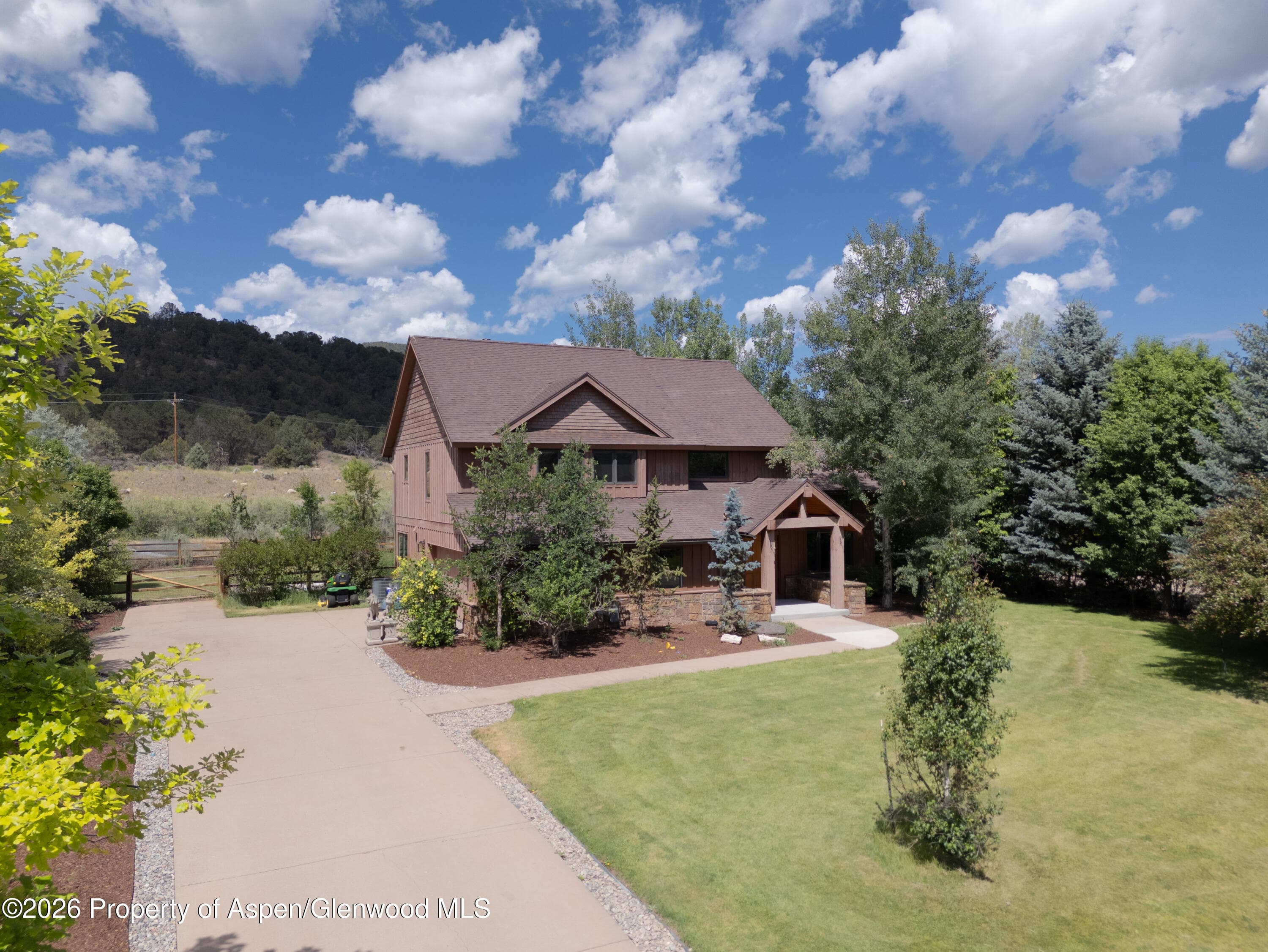 33 Iron Horse Road, Carbondale, CO 81623 - Photo 3