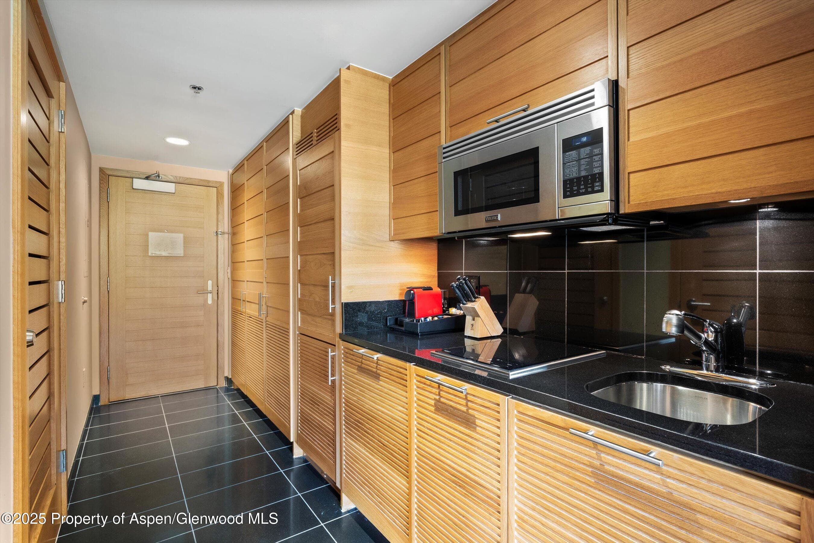 130 Wood Road 614, Snowmass Village, CO 81615 - Photo 11