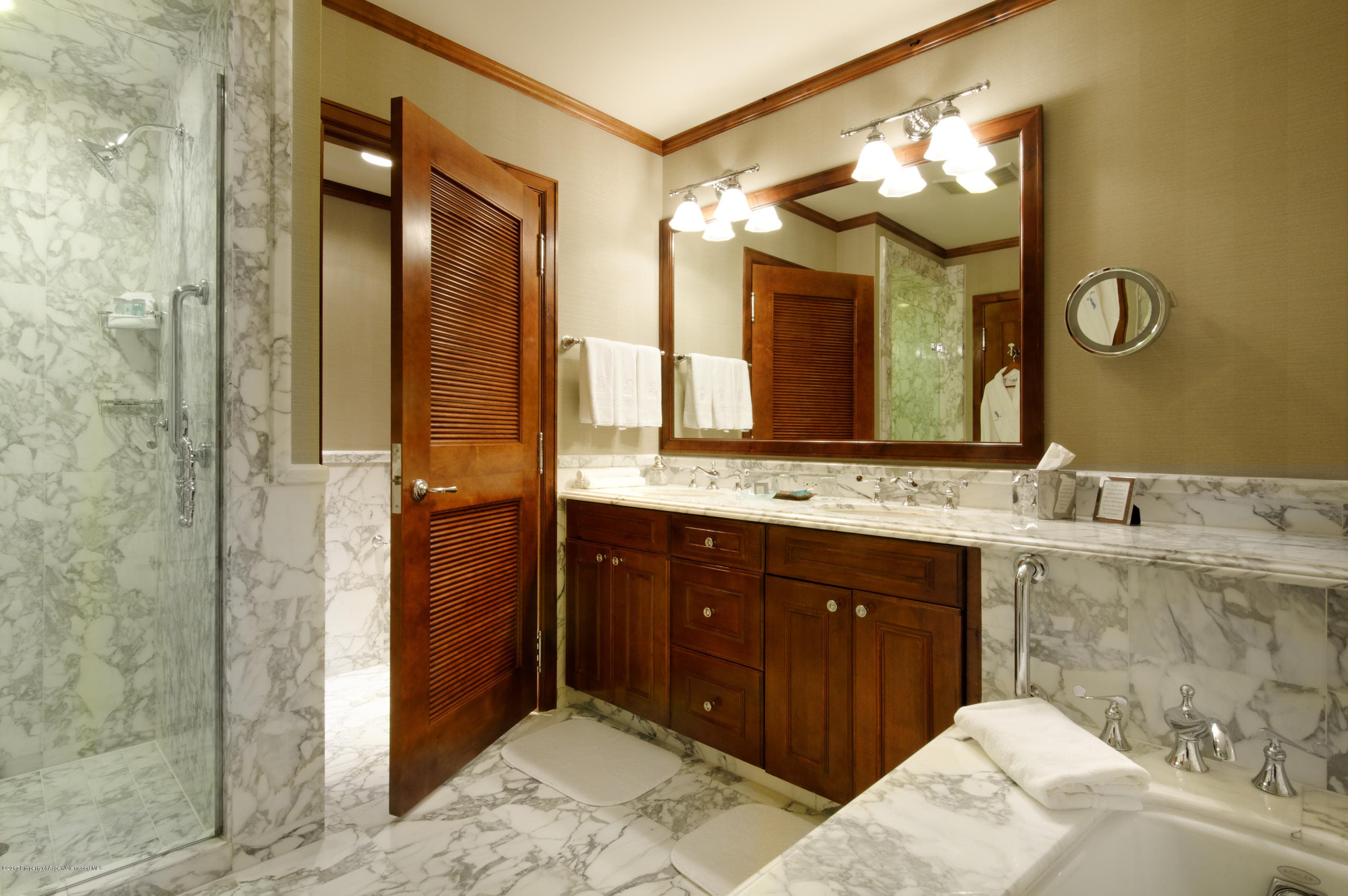 0075 Prospector Road Unit 8405 Winter Interest 3, Aspen, CO 81611 - Photo 8