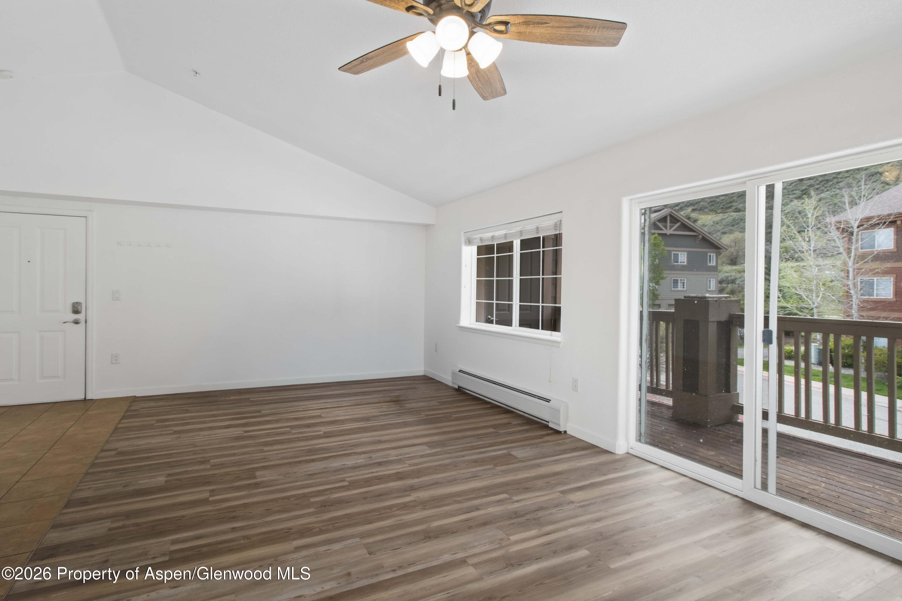 571 River View Drive 1207, New Castle, CO 81647 - Photo 3