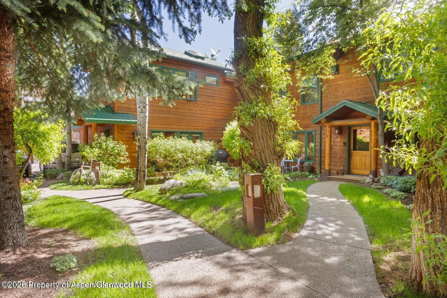 960 E Durant Avenue 7, Aspen, CO 81611 - Photo 9
