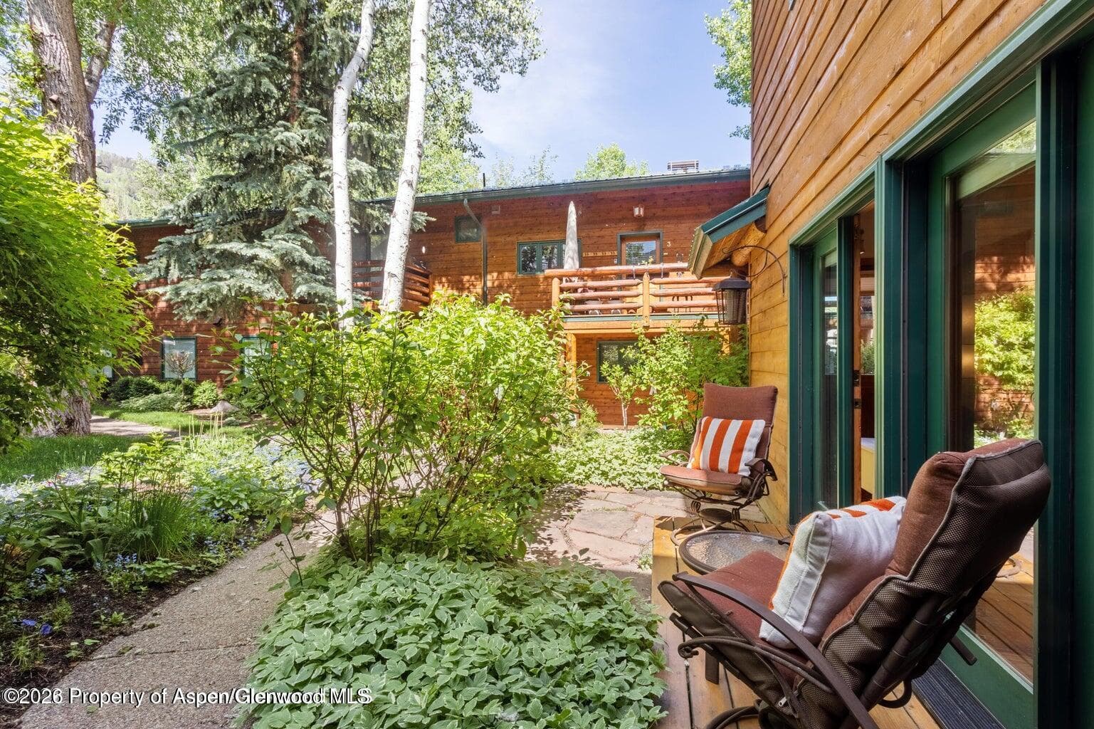 960 E Durant Avenue 7, Aspen, CO 81611 - Photo 12