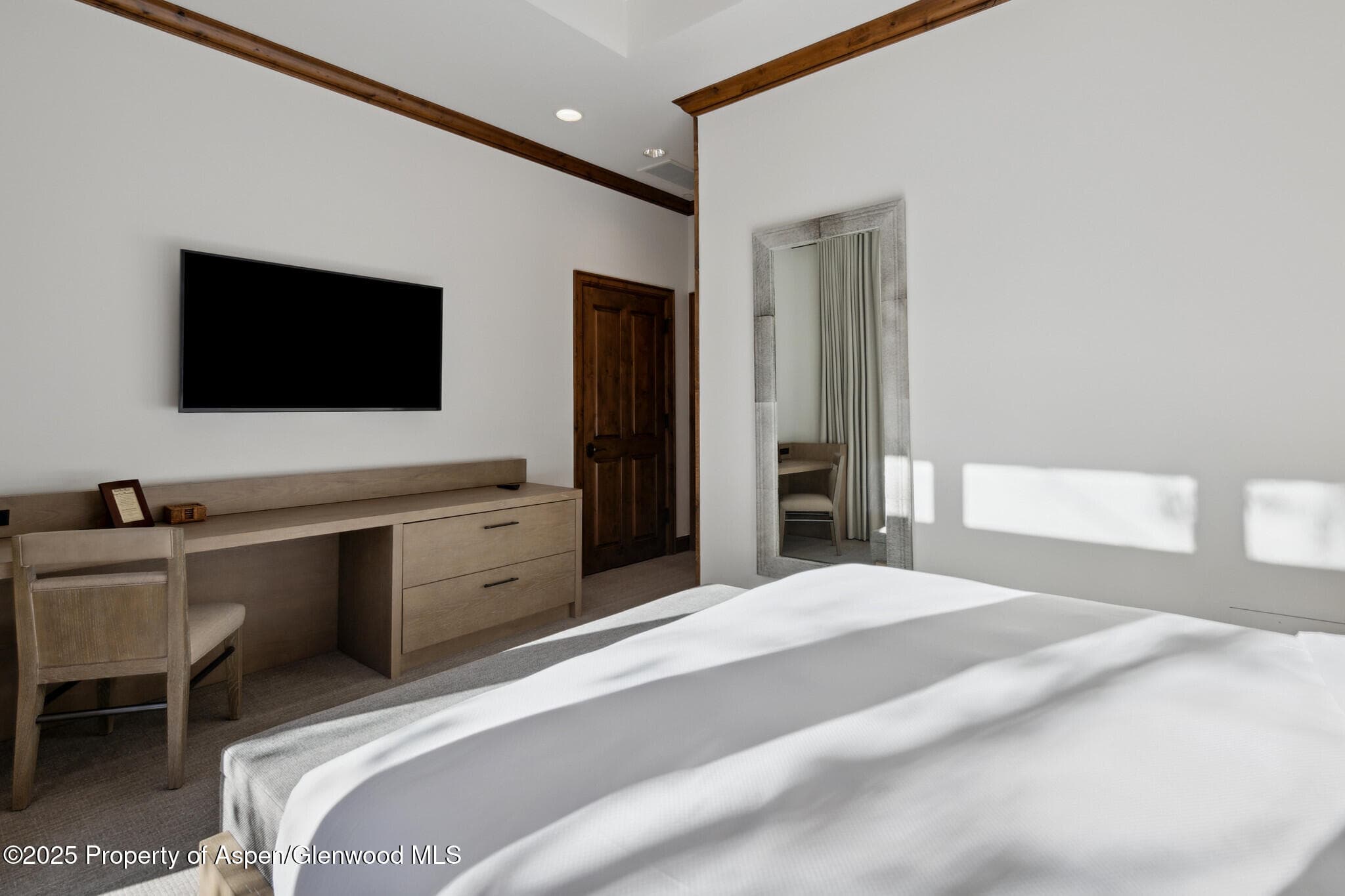 415 E Dean St, #4, Wks 26,27,28 & 29, Aspen, CO 81611 - Photo 11