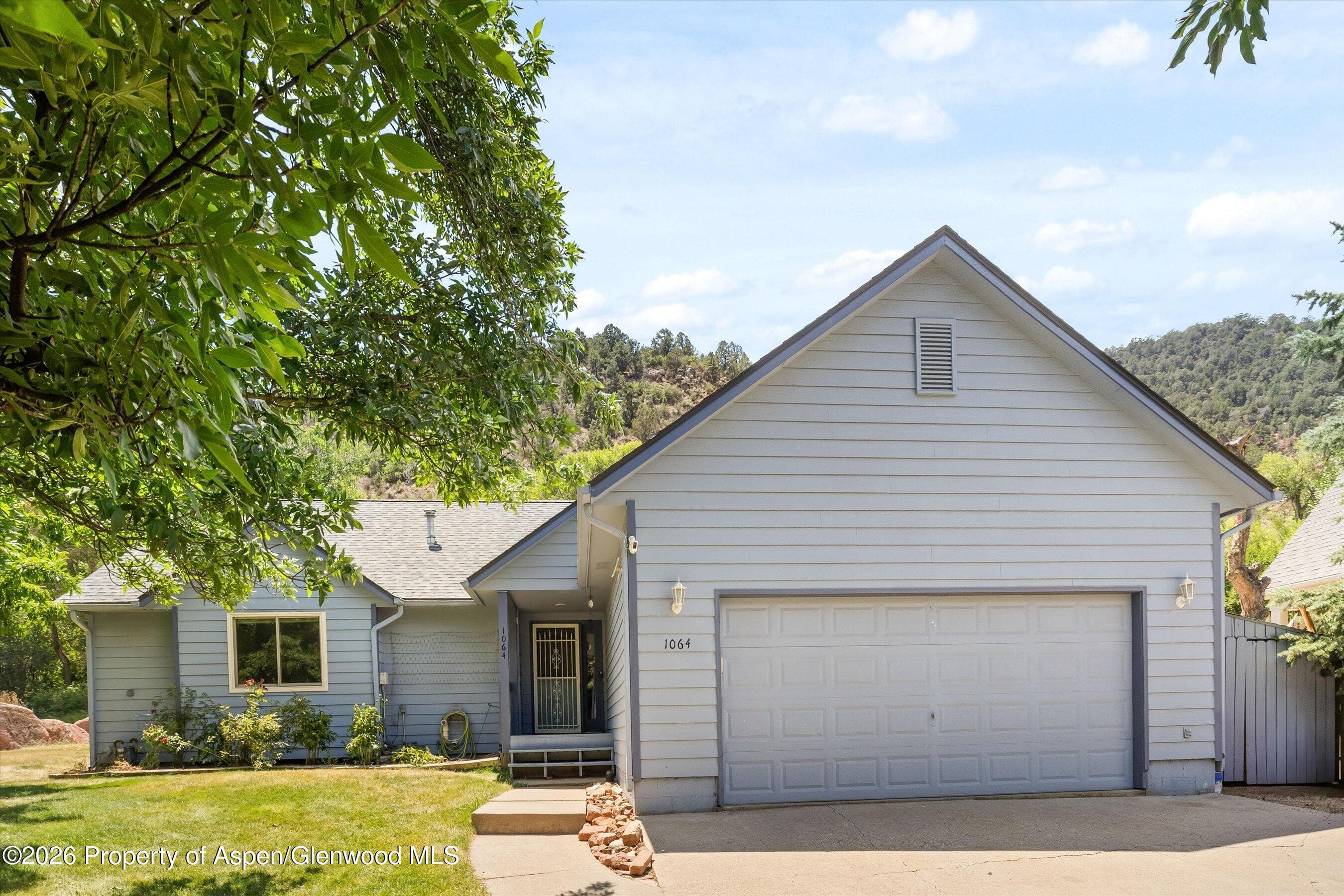 1064 Park West, Glenwood Springs, CO 81601