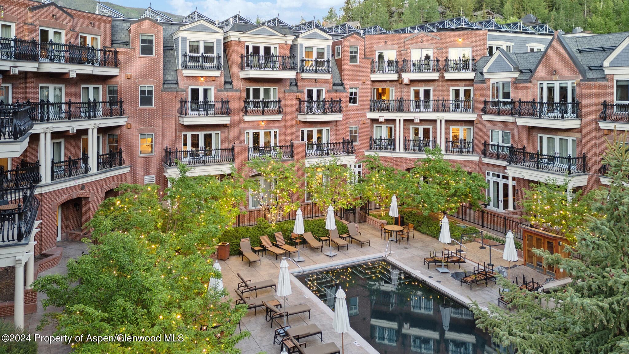 415 E Dean St, #47, Weeks 51/52, Aspen, CO 81611 - Photo 32