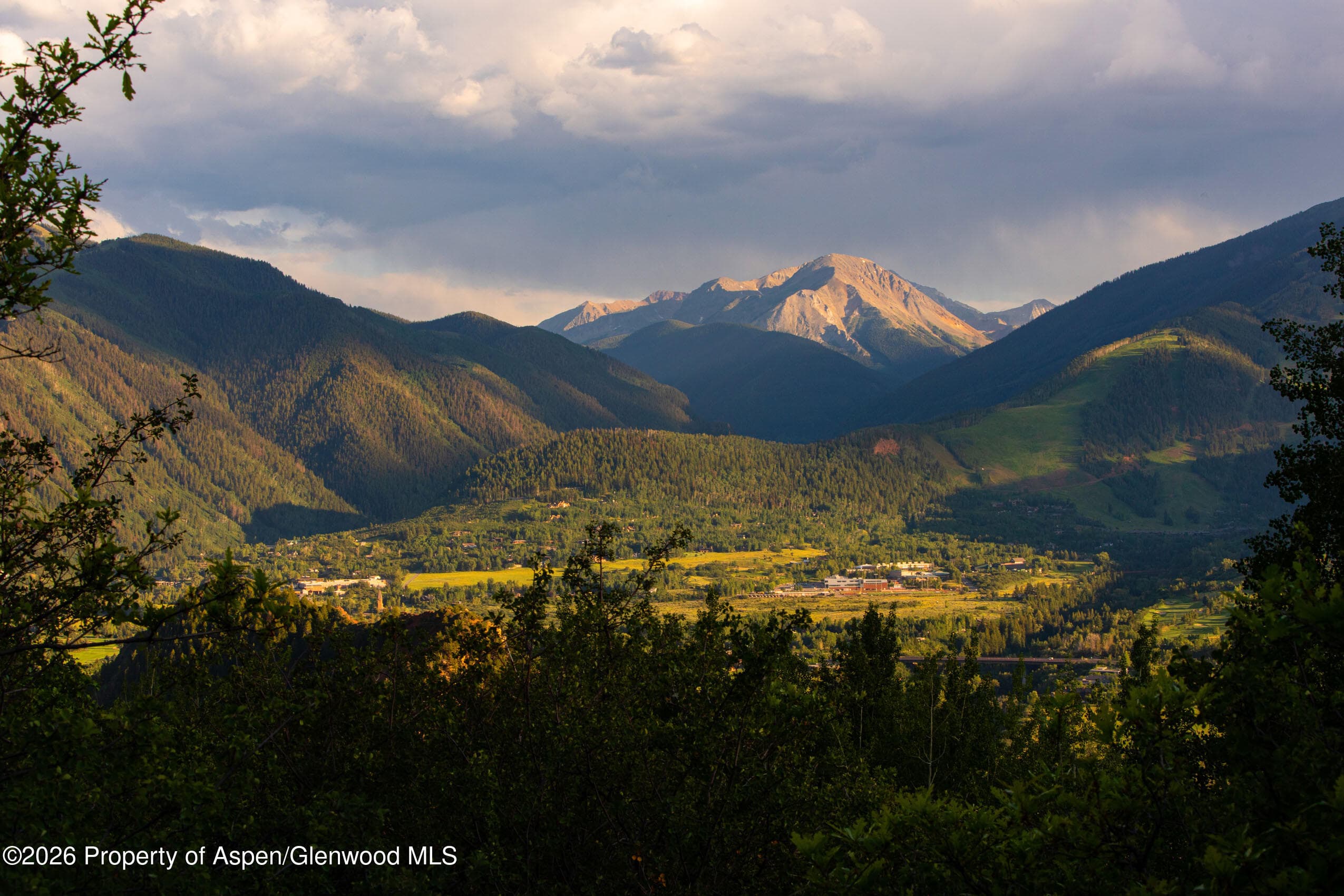 980 S Starwood, Aspen, CO 81611 - Photo 2