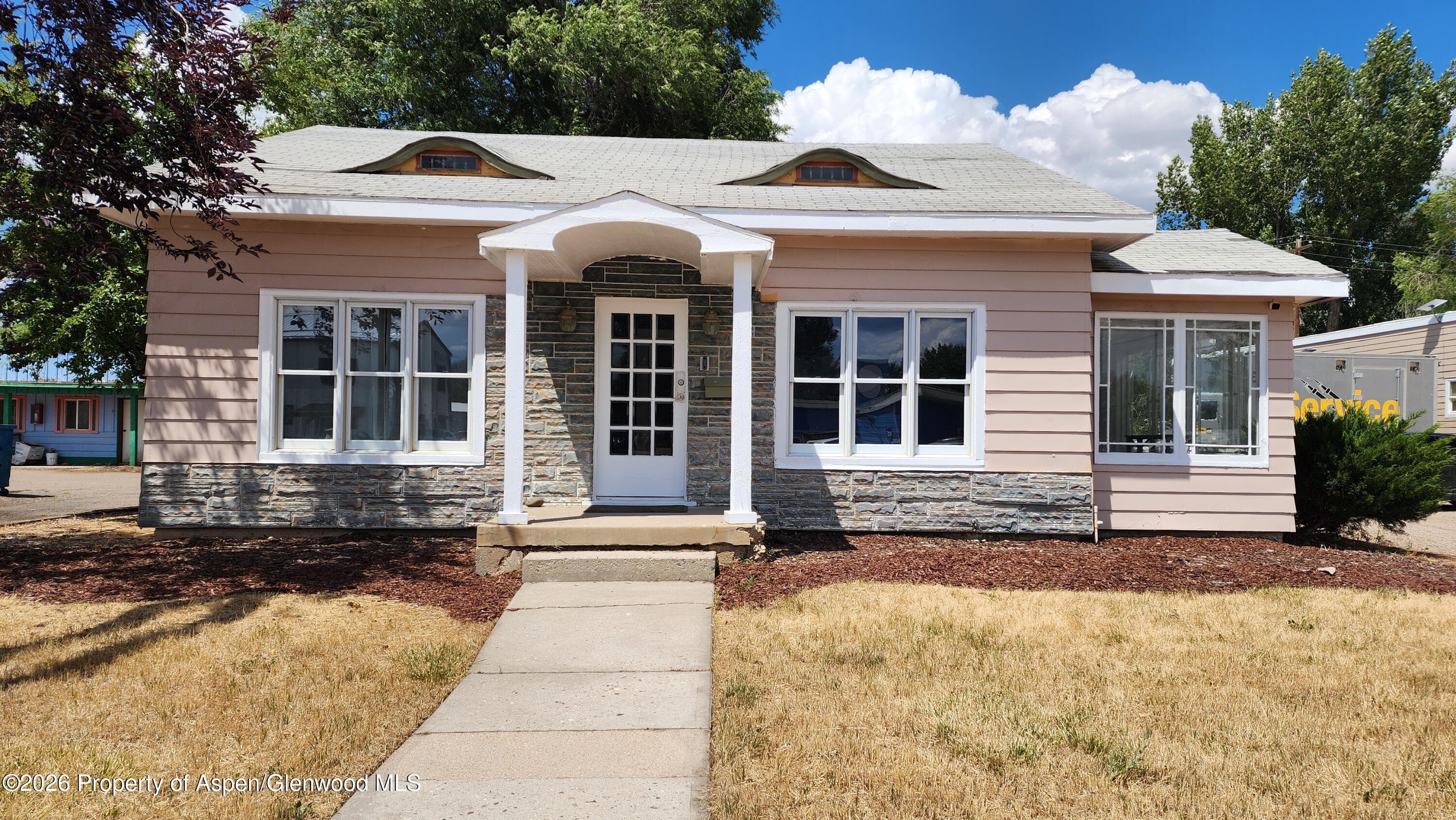 415 W Victory Way, Craig, CO 81625