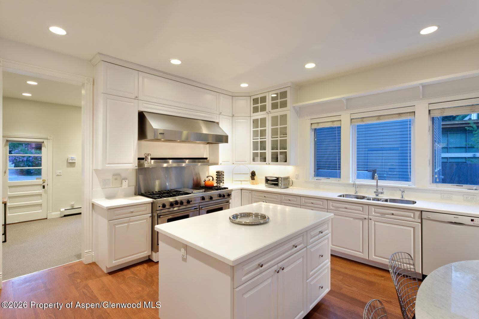 334 W Hallam Street, Aspen, CO 81611 - Photo 6