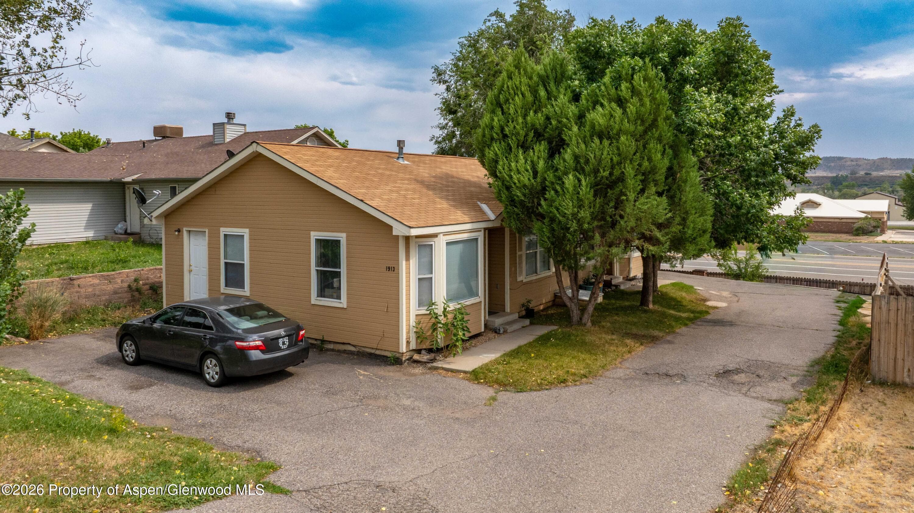1913/1915 Pioneer Drive, Silt, CO 81652 - Photo 3