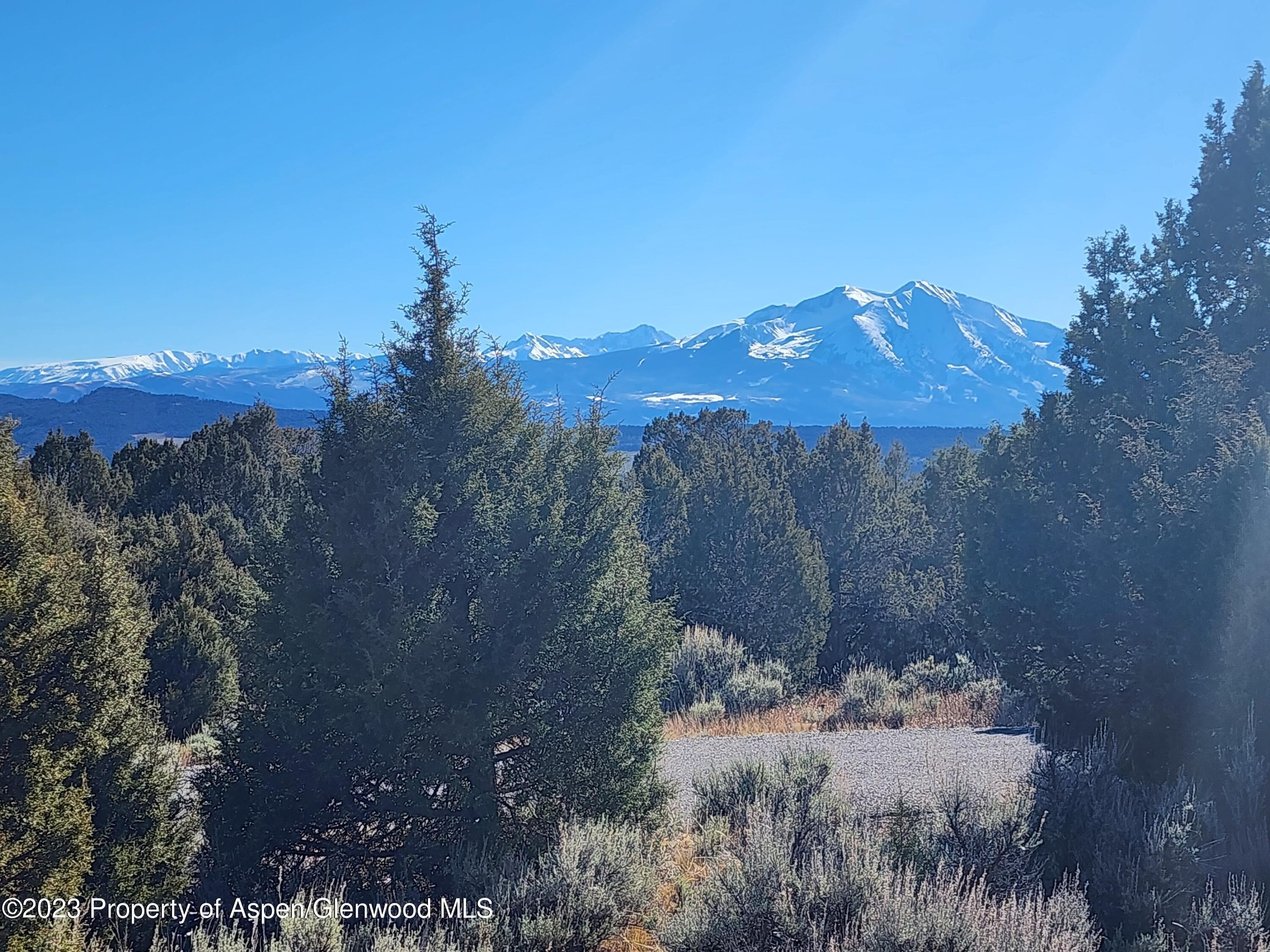 209 Crescent Lane, Glenwood Springs, CO 81601