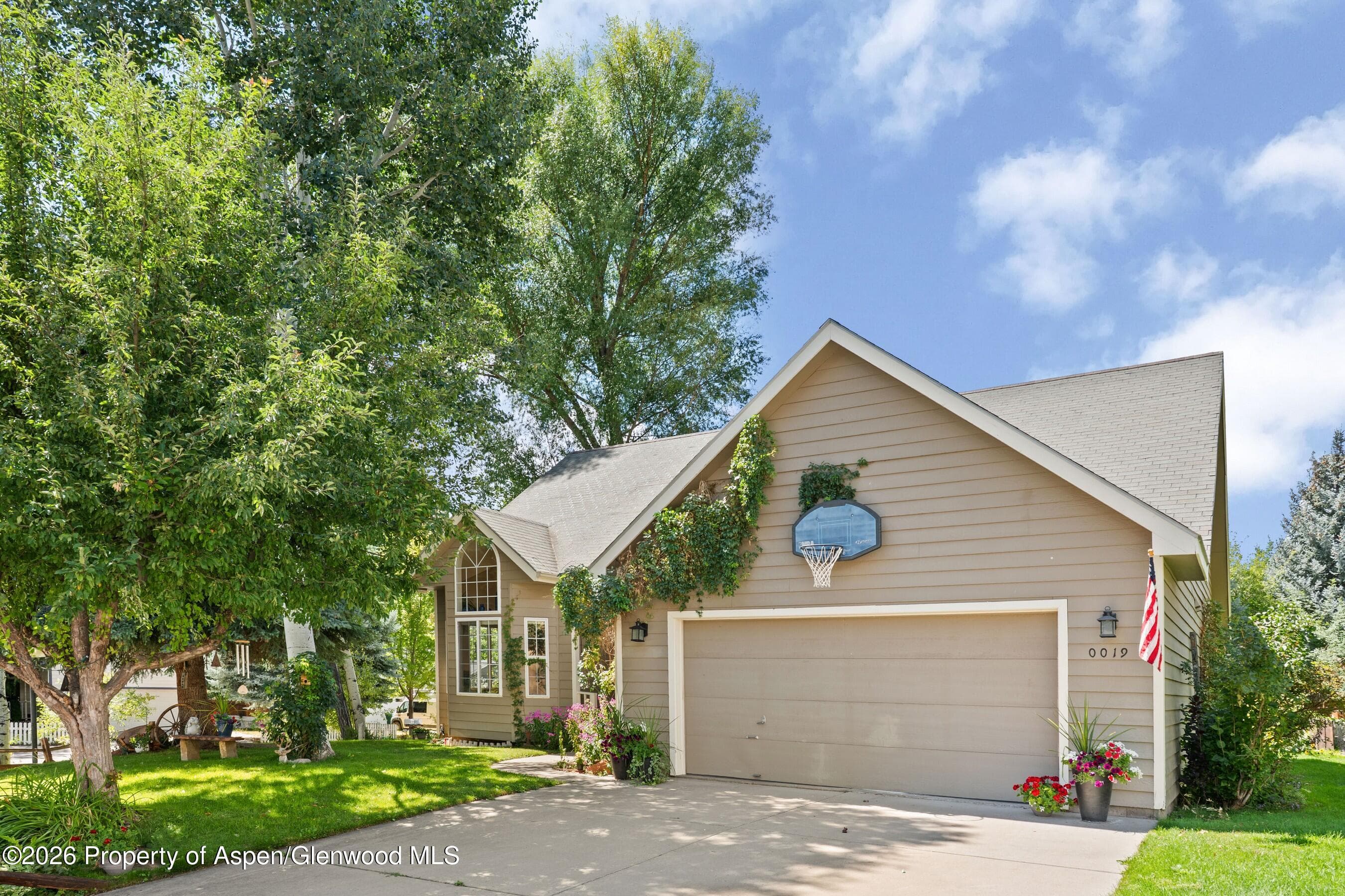 19 Eagles Nest Court, Carbondale, CO 81623 - Photo 3