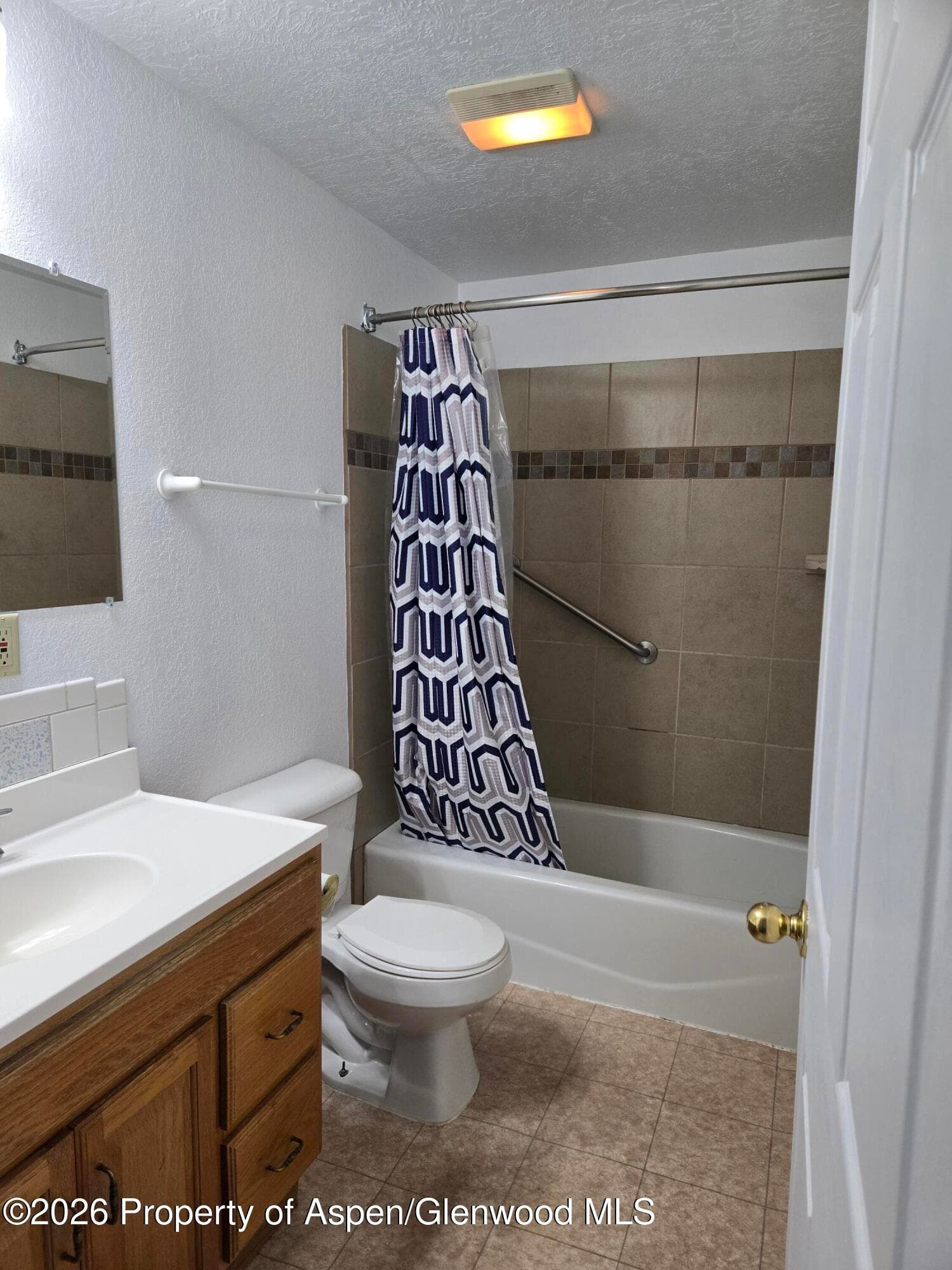 627 W Victory Way, Craig, CO 81625 - Photo 8