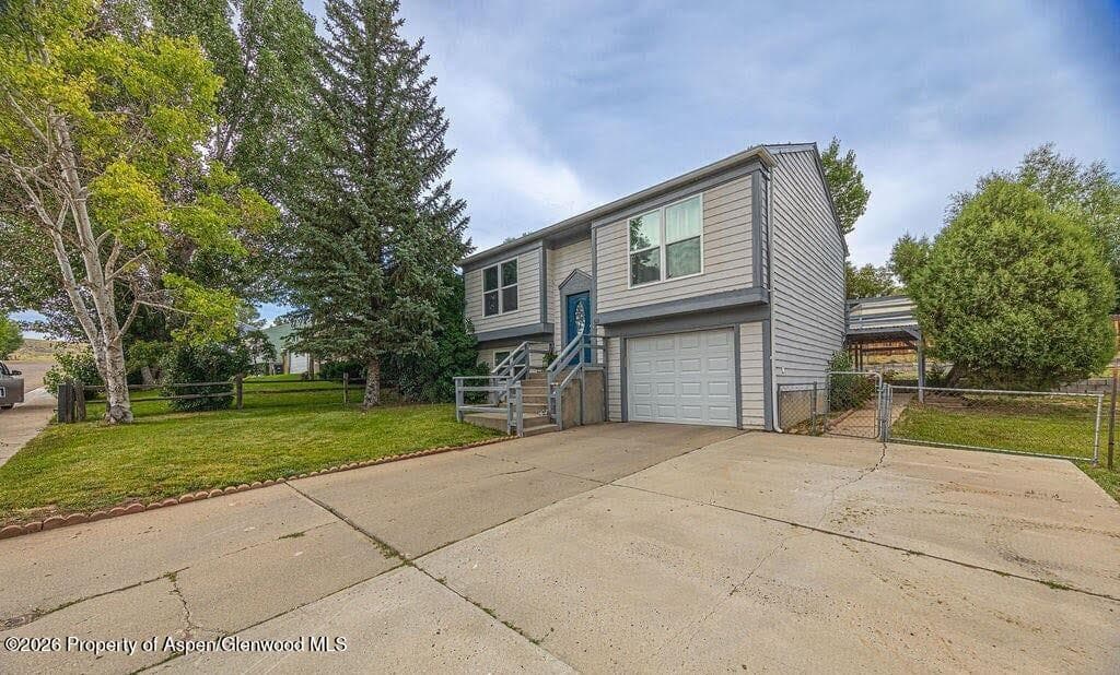 821 Exmoor Road, Craig, CO 81625 - Photo 2