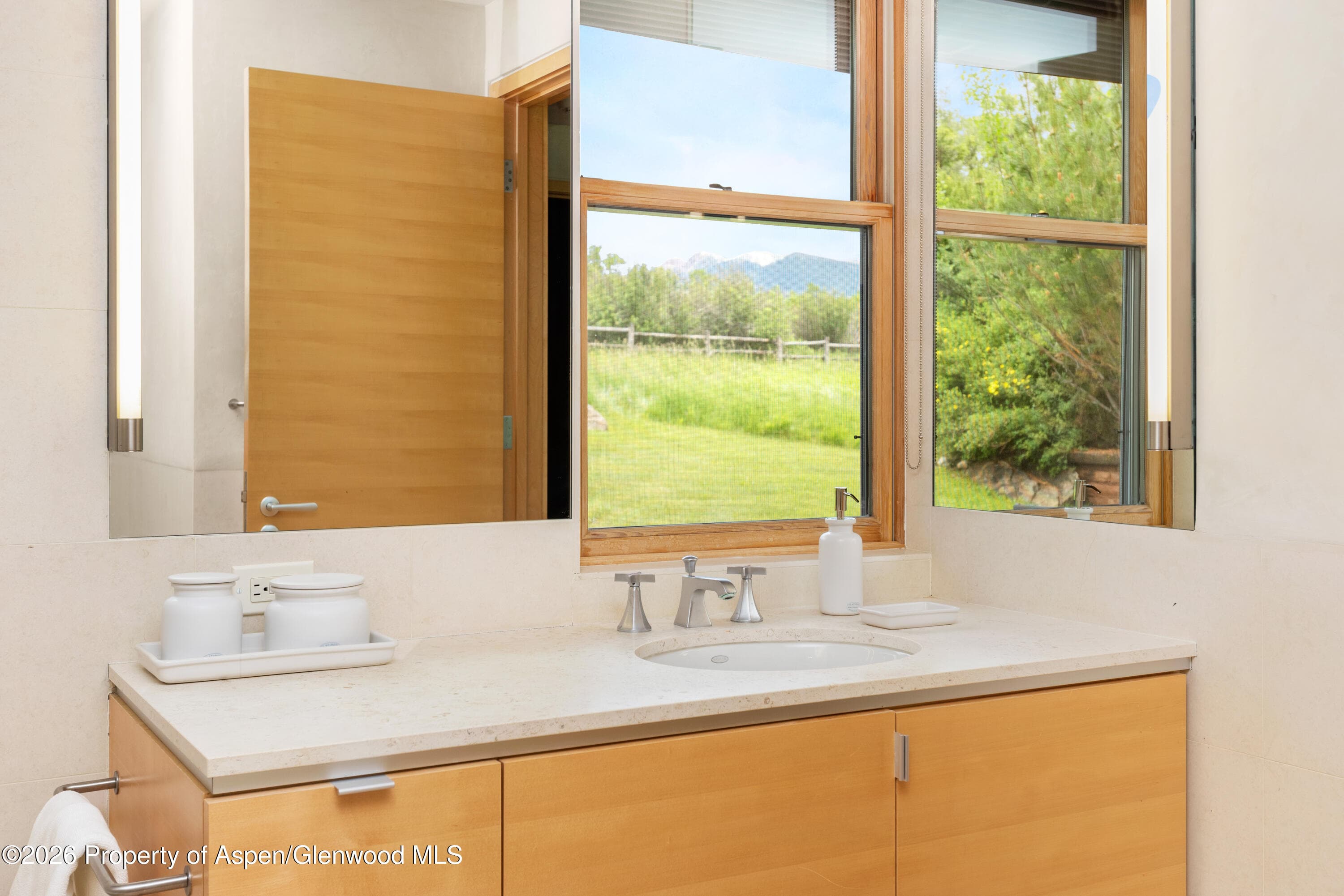 700 Nell Erickson Road, Aspen, CO 81611 - Photo 16