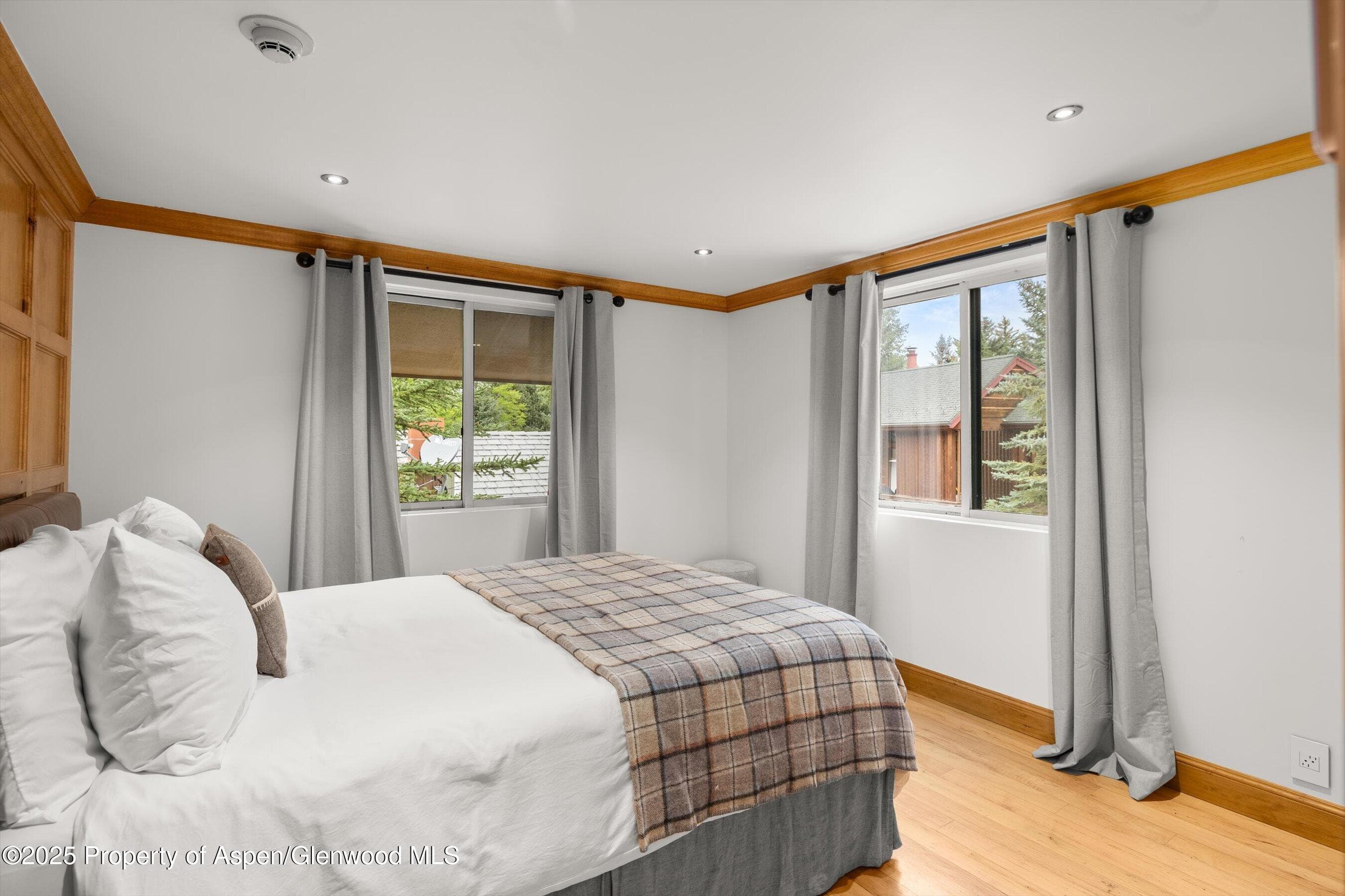 914 Waters Avenue 20, Aspen, CO 81611 - Photo 11