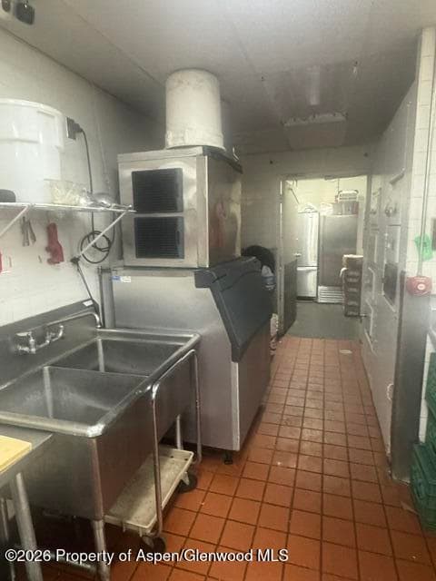 Property - Photo 27