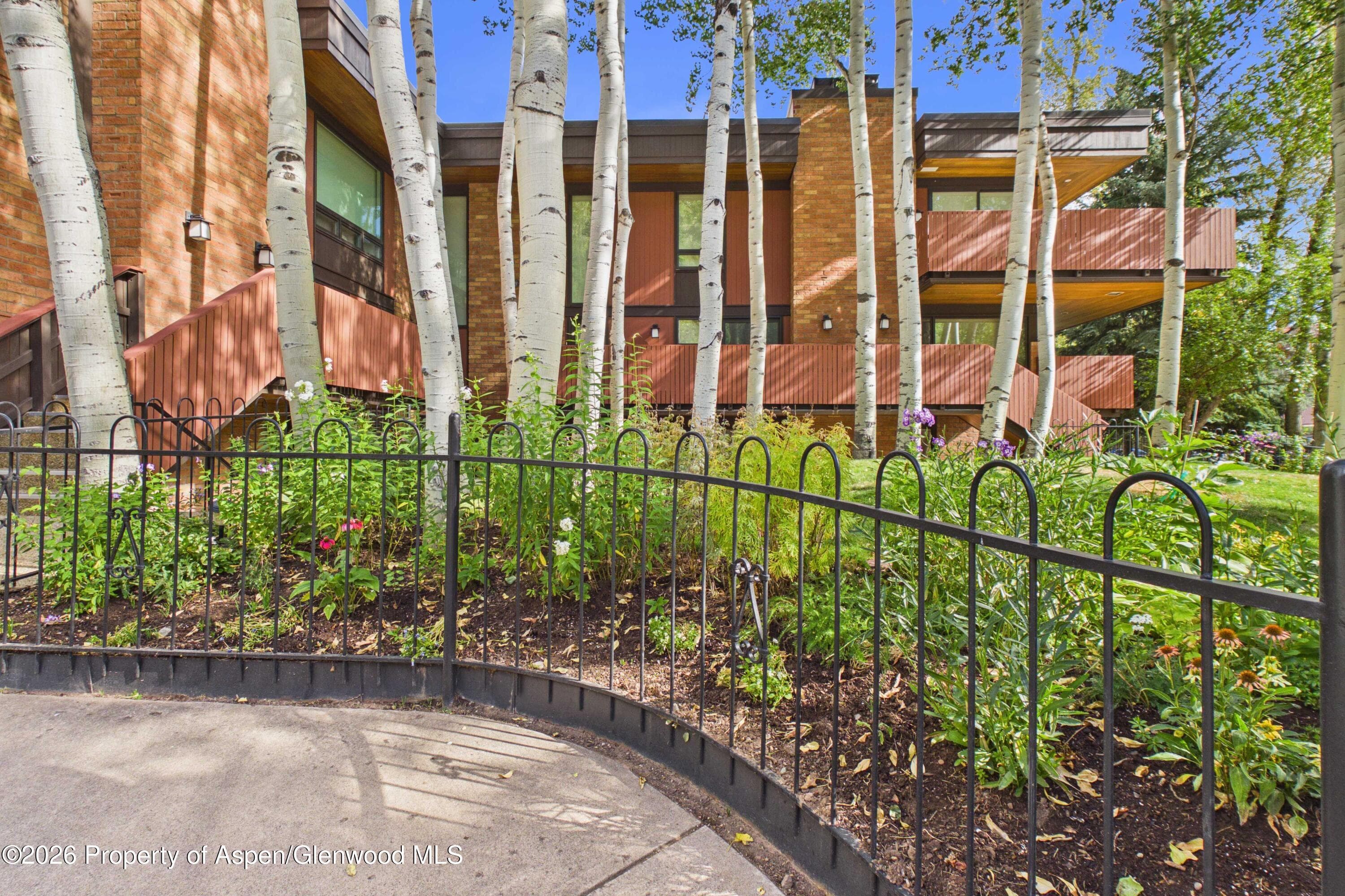 400 W Hopkins Avenue 6/7, Aspen, CO 81611 - Photo 15