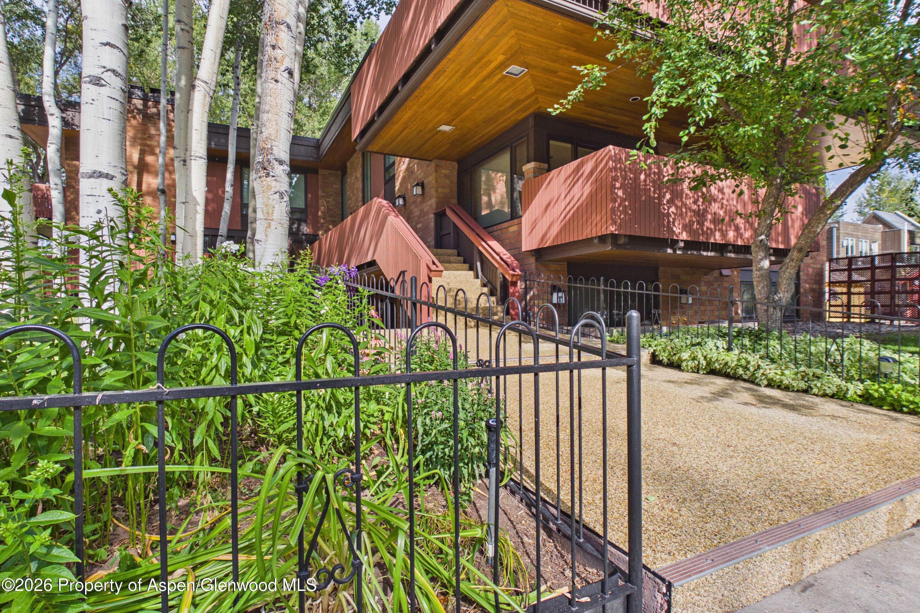 400 W Hopkins Avenue 6/7, Aspen, CO 81611 - Photo 18