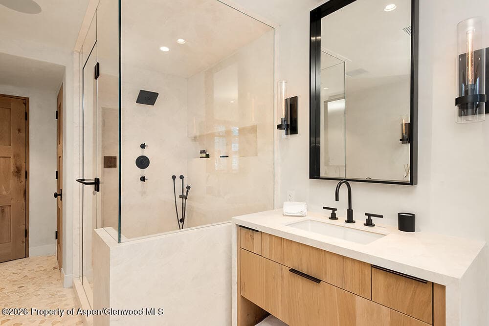 830 E Durant Avenue 8, Aspen, CO 81611 - Photo 16