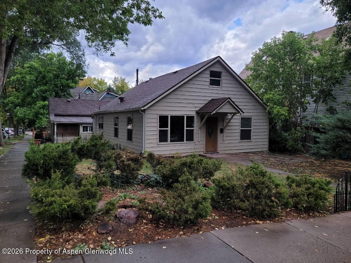 931 Blake Avenue, Glenwood Springs, CO 81601 - Photo 2