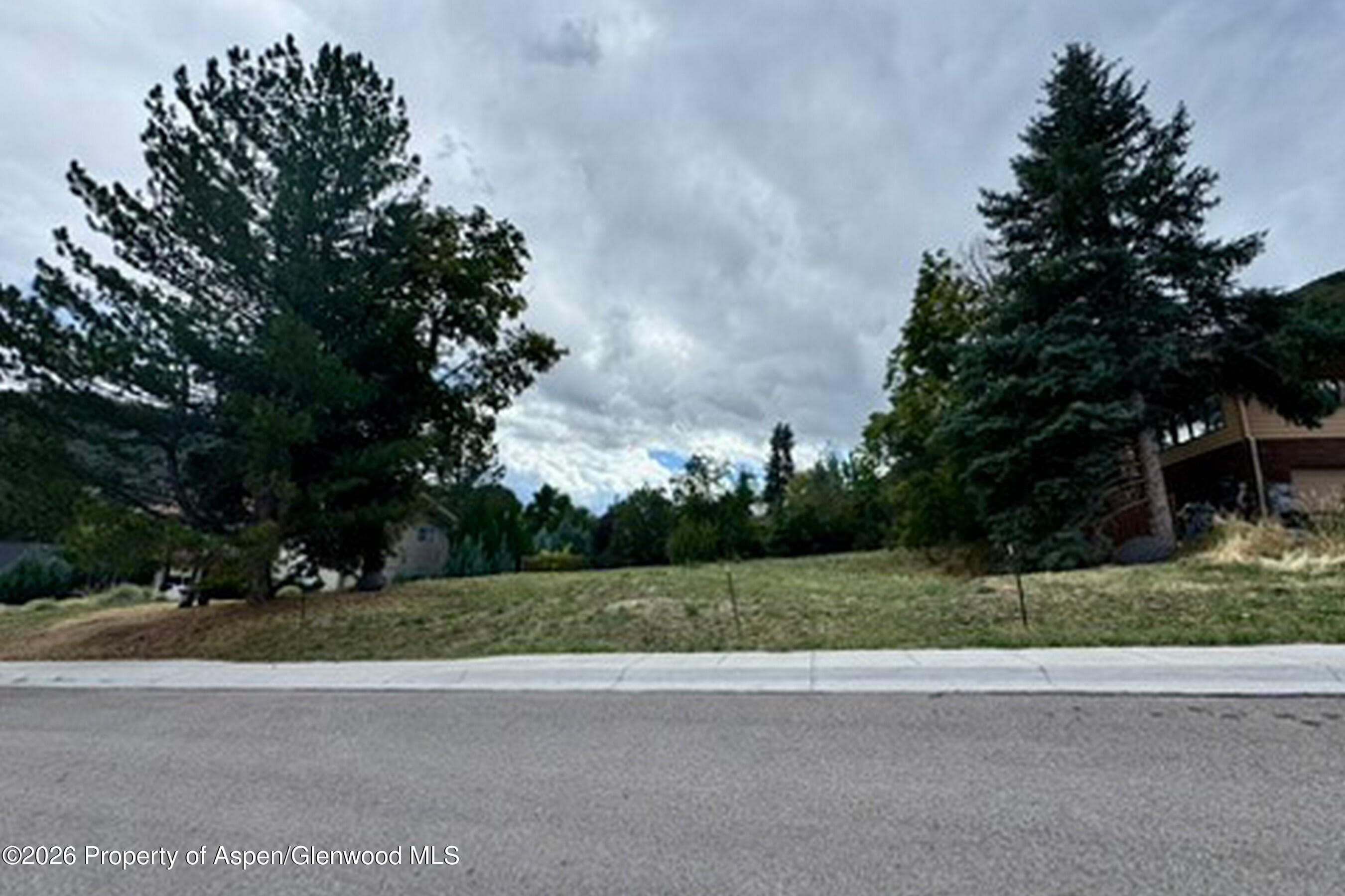 516 W 12th Street, Glenwood Springs, CO 81601 - Photo 10