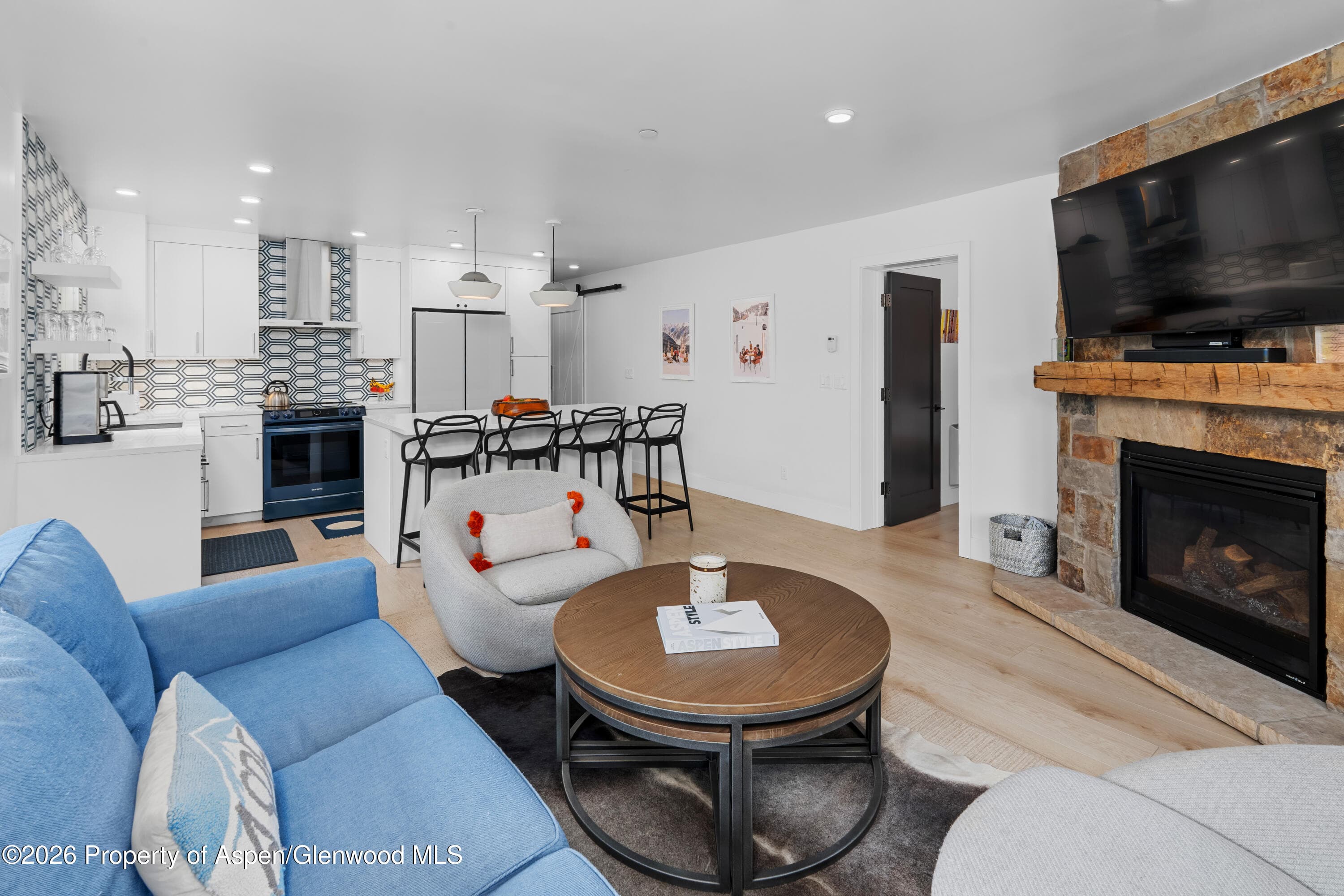 400 Wood Rd Road 1112d And 1111d, Snowmass Village, CO 81615 - Photo 2