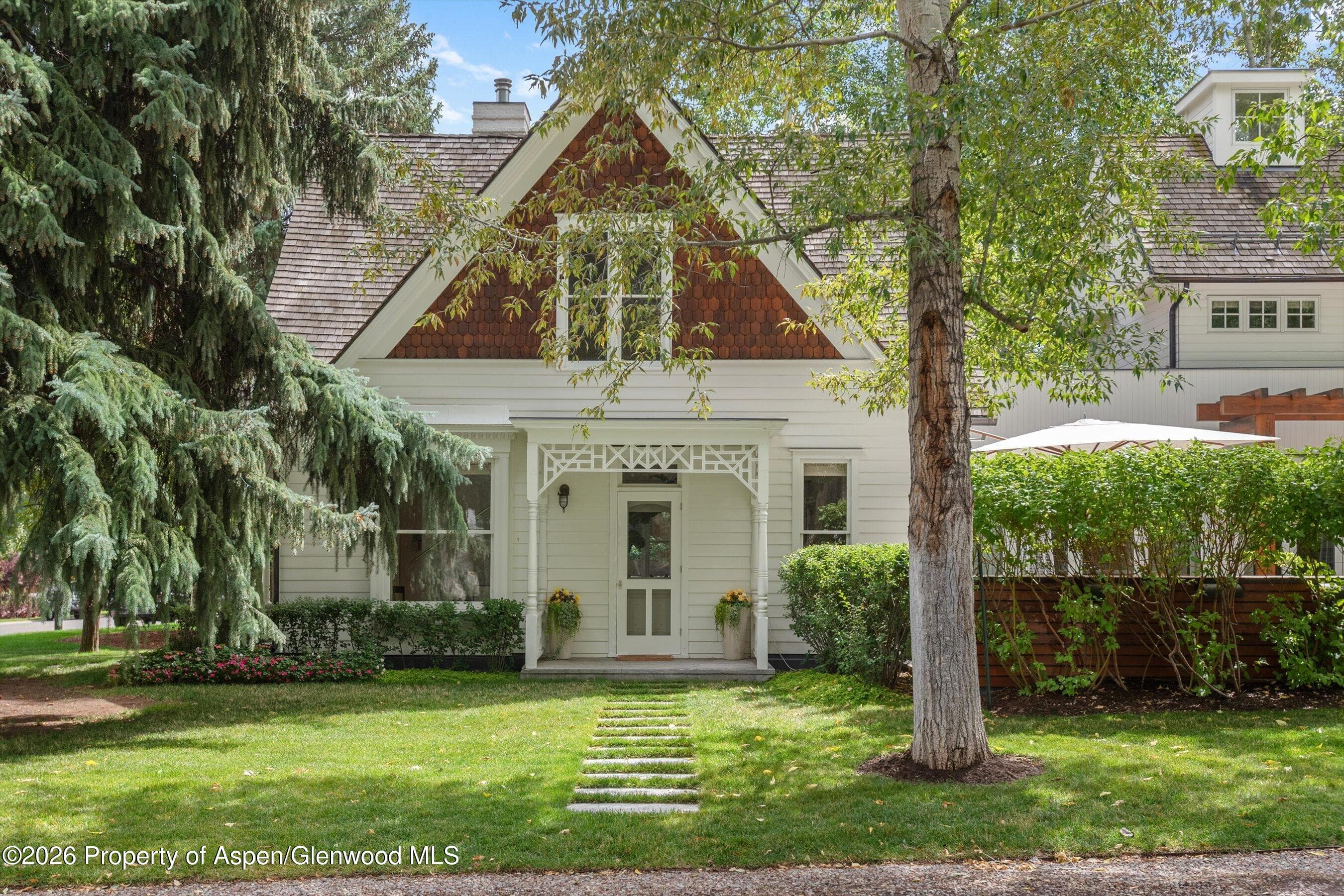 629 W Smuggler Street, Aspen, CO 81611