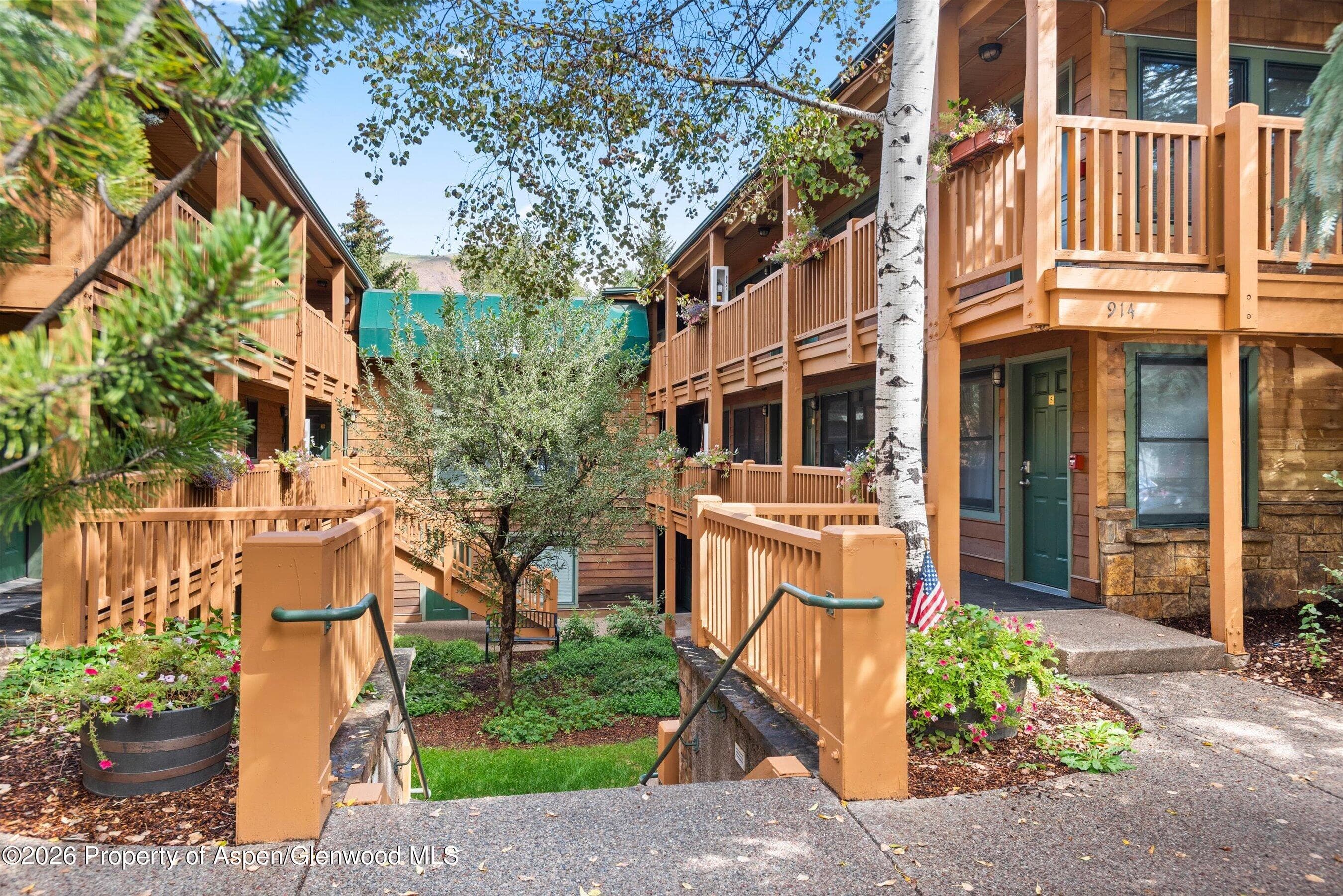 914 Waters Avenue 19, Aspen, CO 81611 - Photo 16