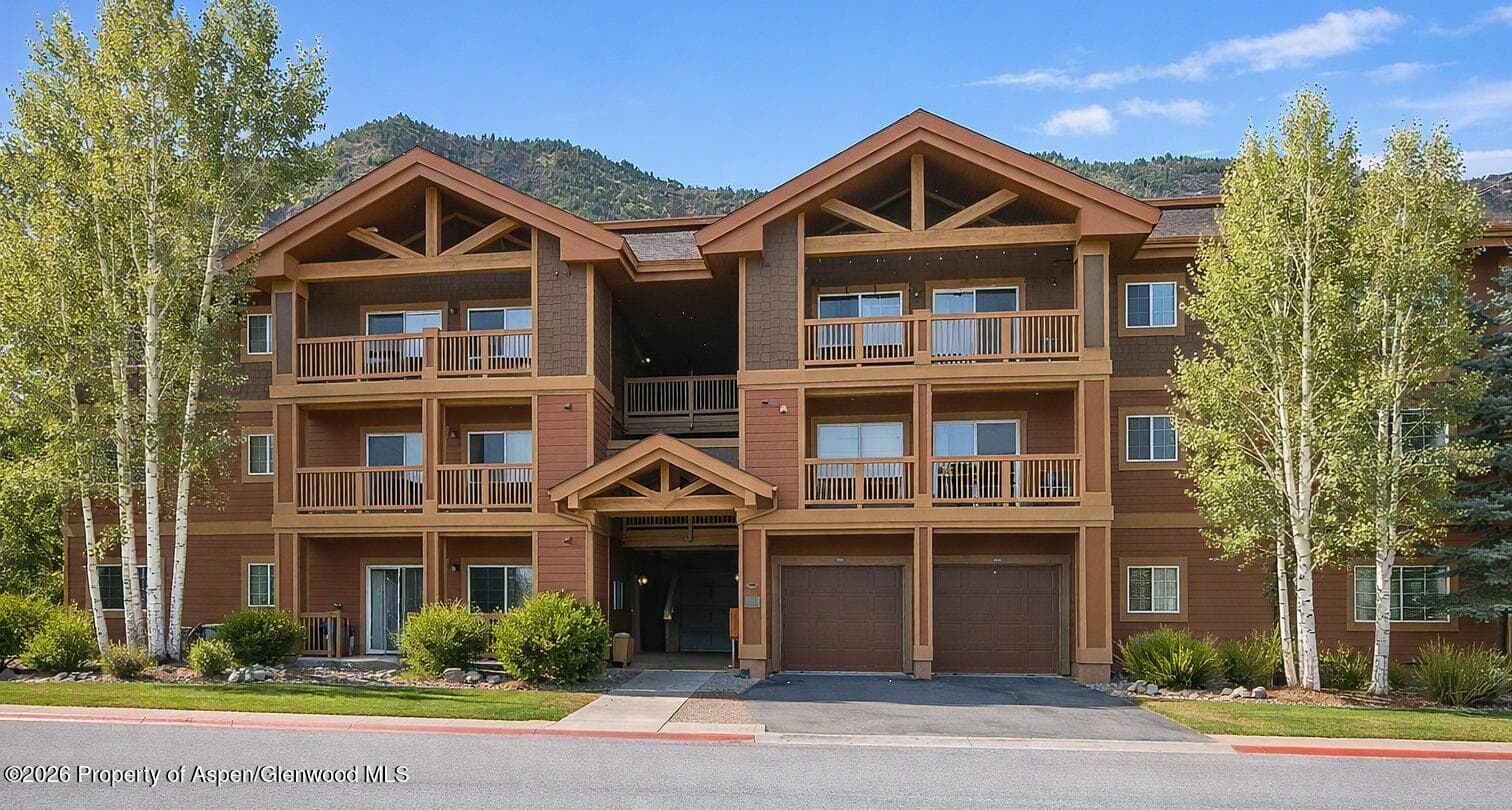 560 River View Drive 706, New Castle, CO 81647