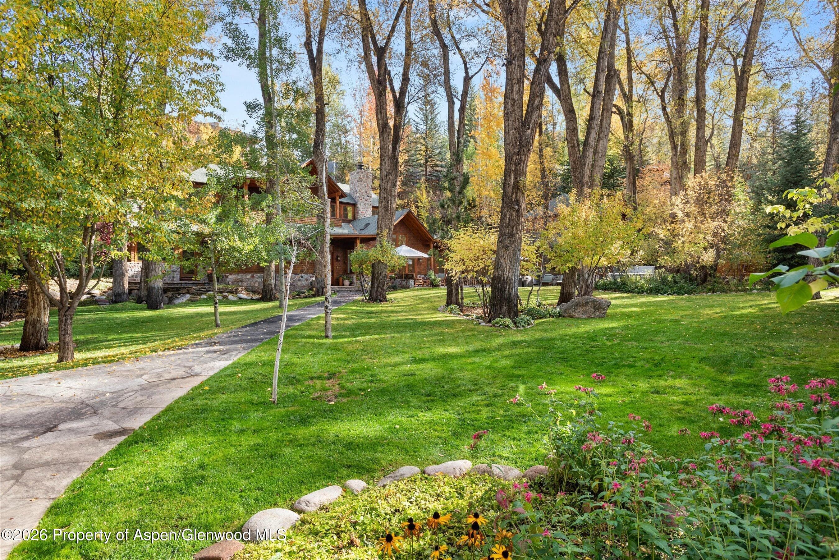 728 E Francis Street, Aspen, CO 81611 - Photo 2
