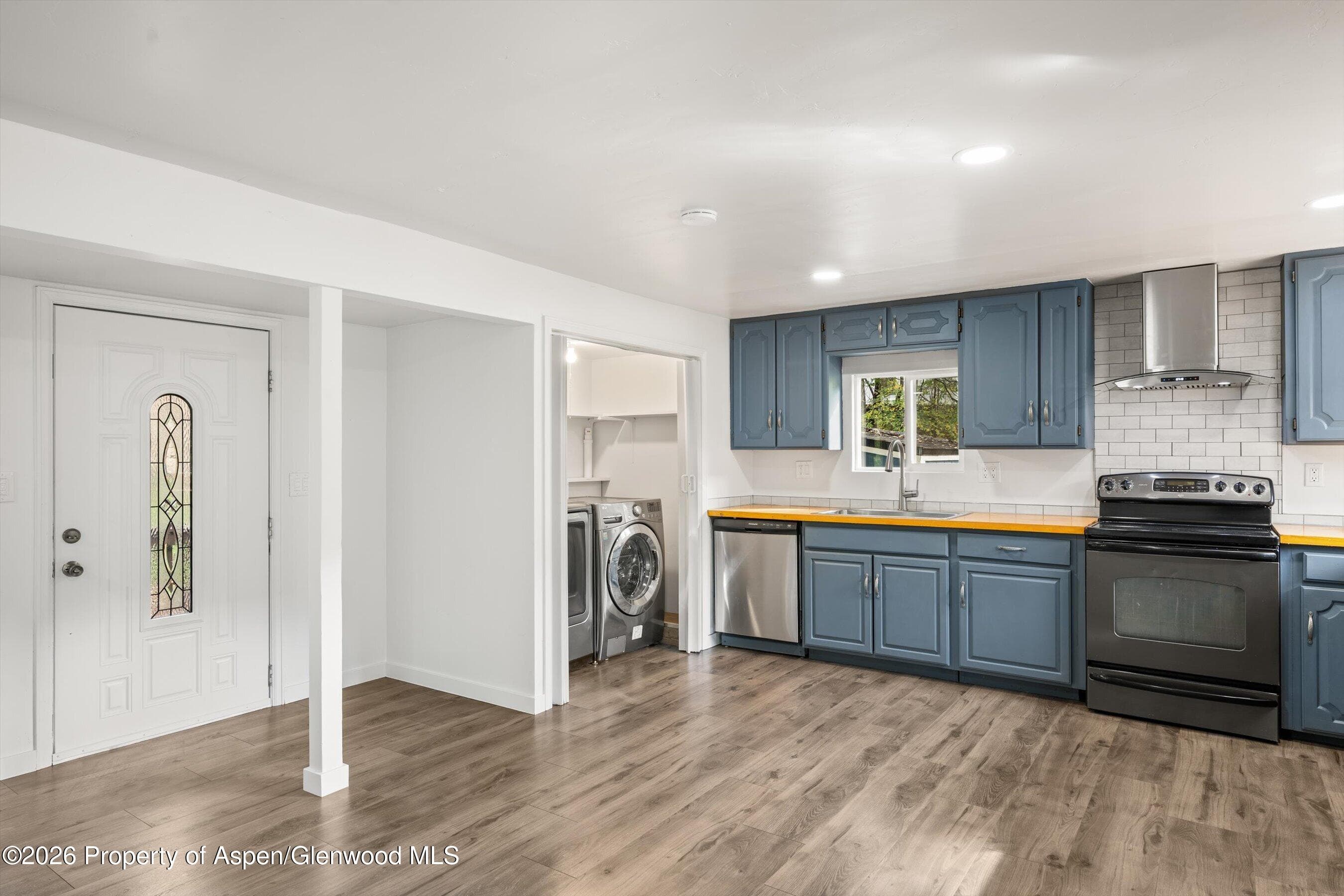 318 N B Street, New Castle, CO 81647 - Photo 11