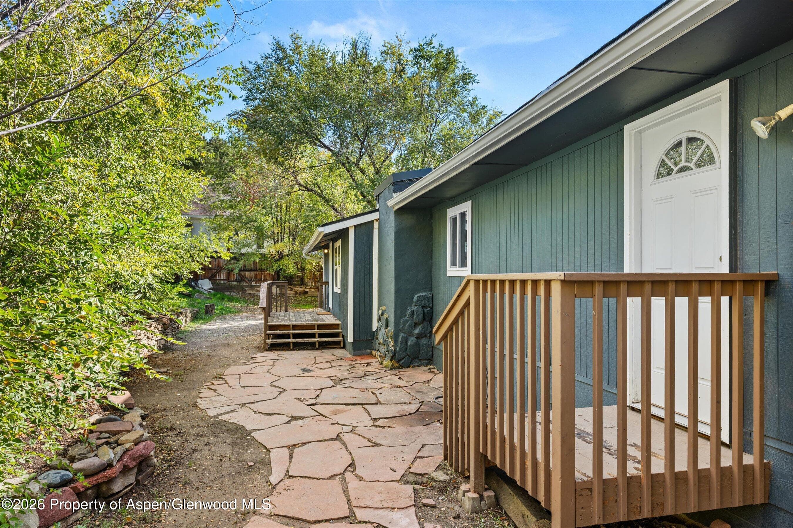 318 N B Street, New Castle, CO 81647 - Photo 6
