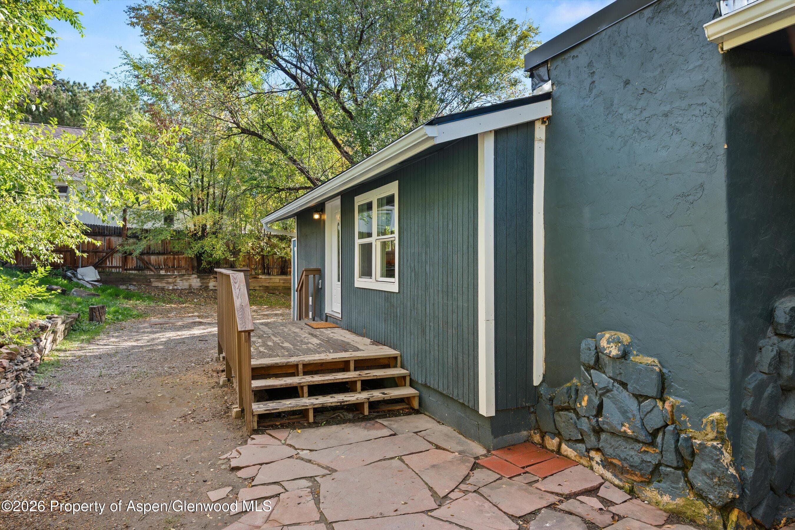 318 N B Street, New Castle, CO 81647 - Photo 5
