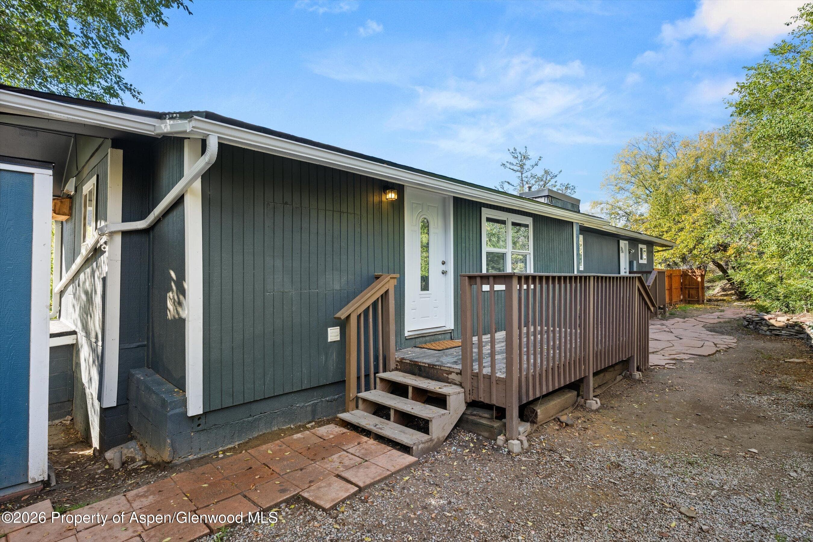 318 N B Street, New Castle, CO 81647 - Photo 4